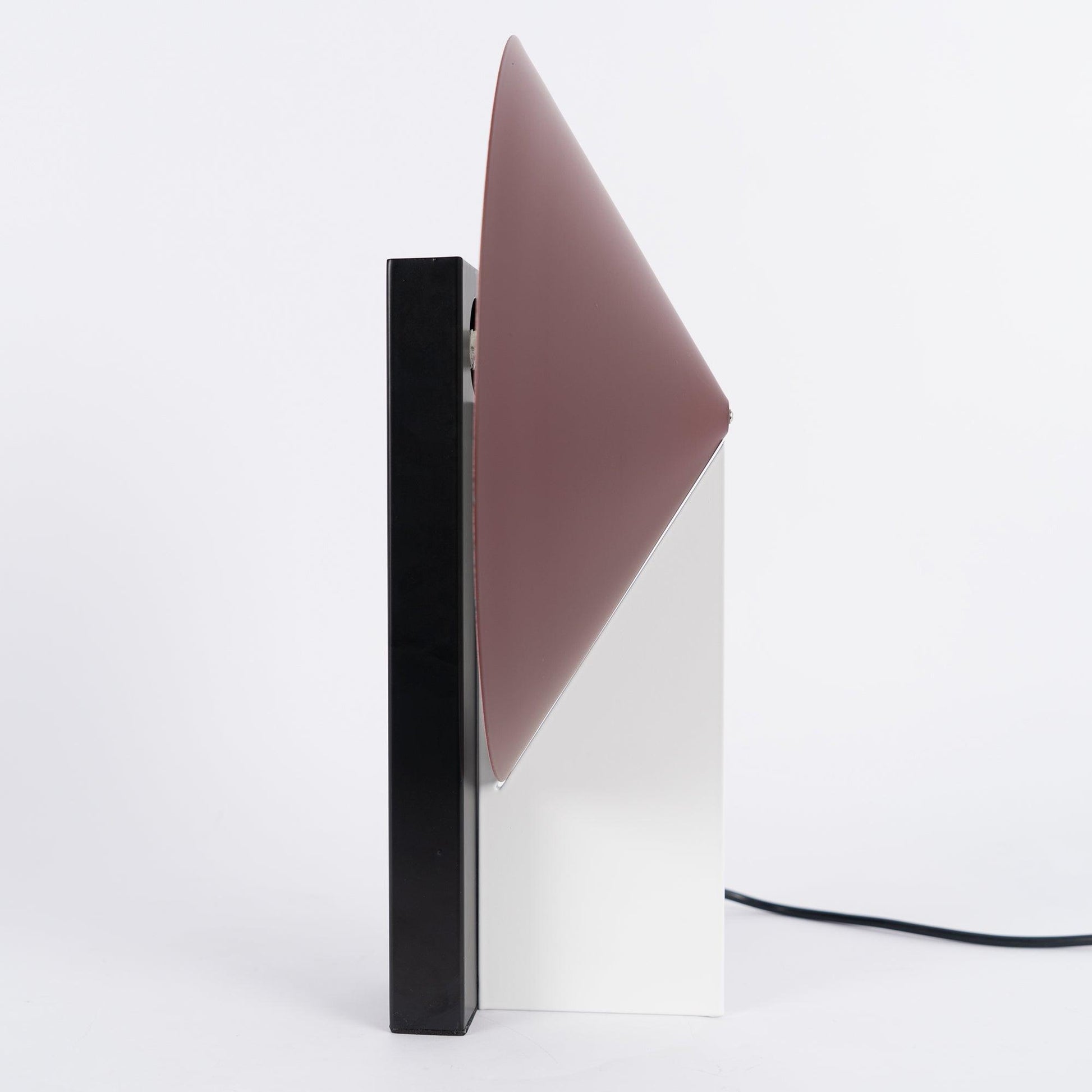 Cis Minimalist Table Lamp-Neutral Decor