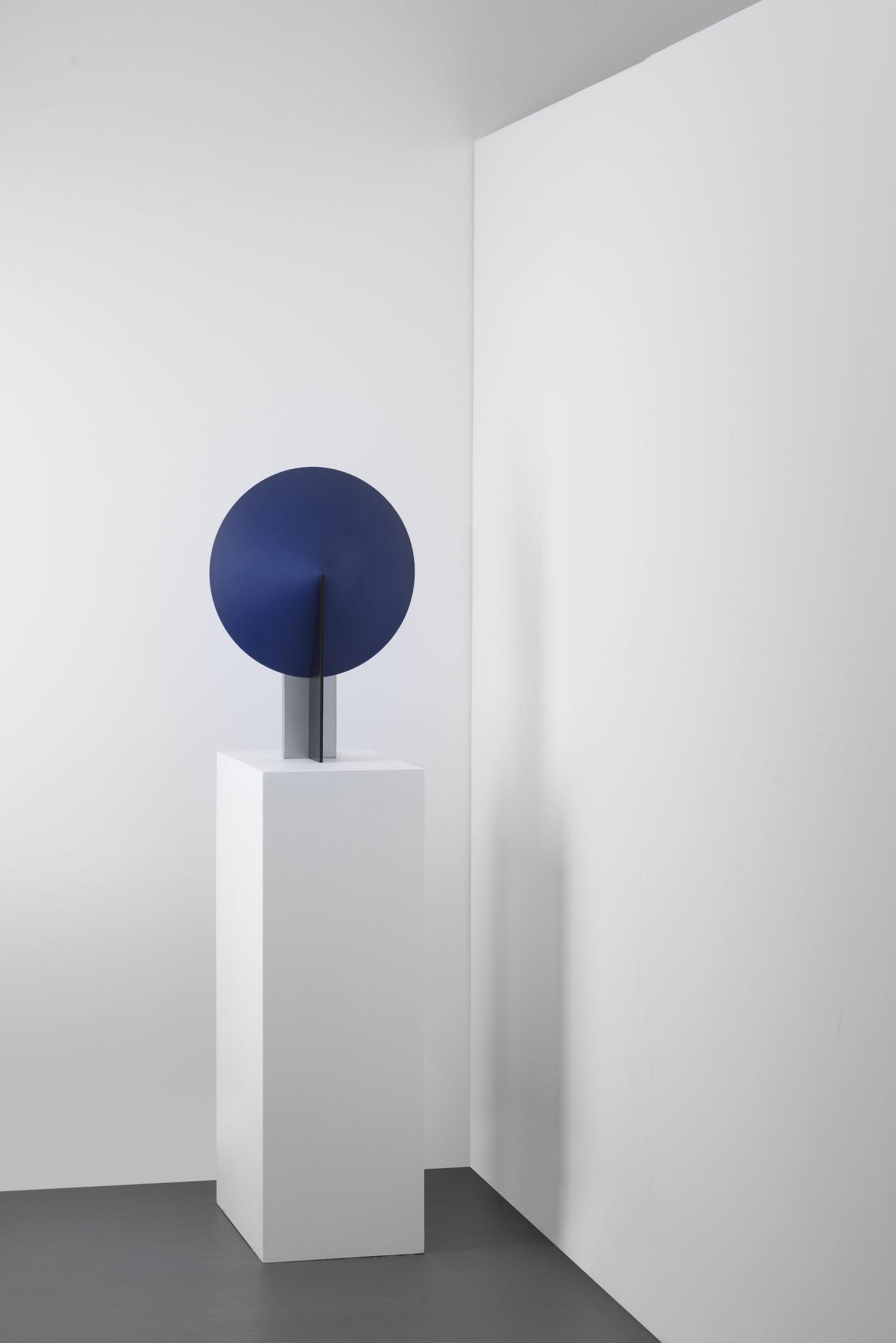Cis Minimalist Table Lamp-Neutral Decor