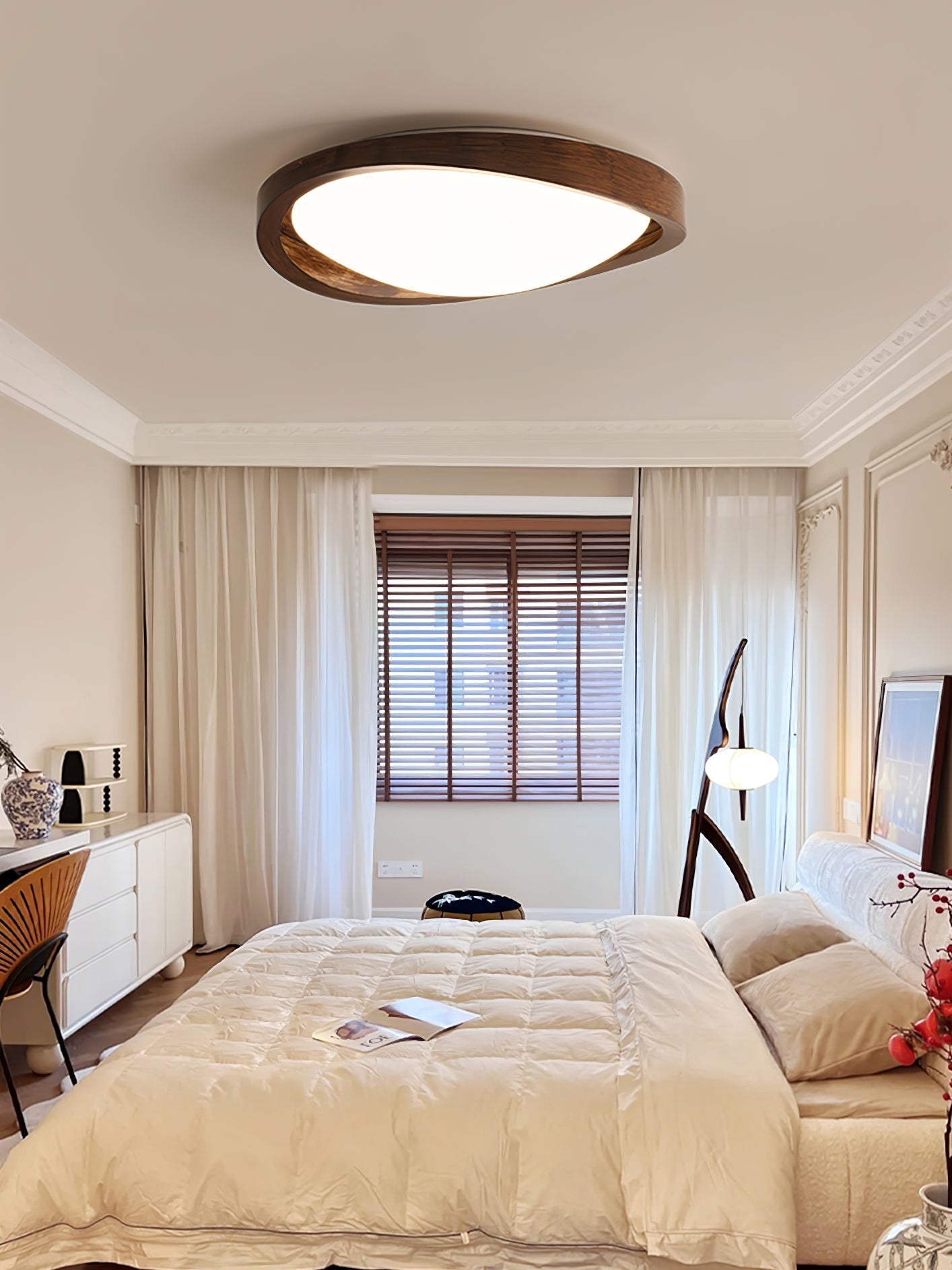 Nalem Ceiling Light Walnut Curved Edge Oval Nordic-Neutral Decor