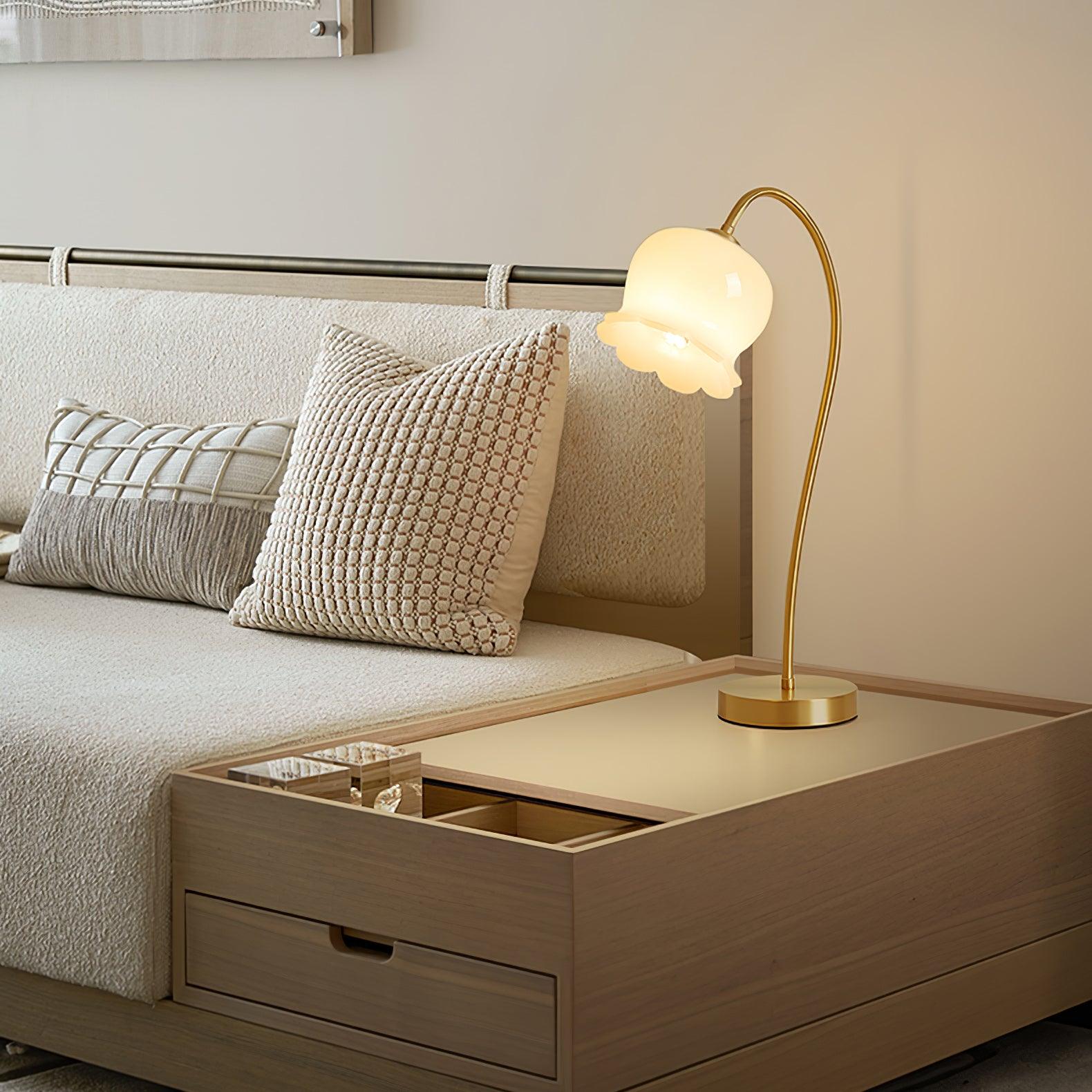 Calvor Brass Vintage Table Lamp-Neutral Decor