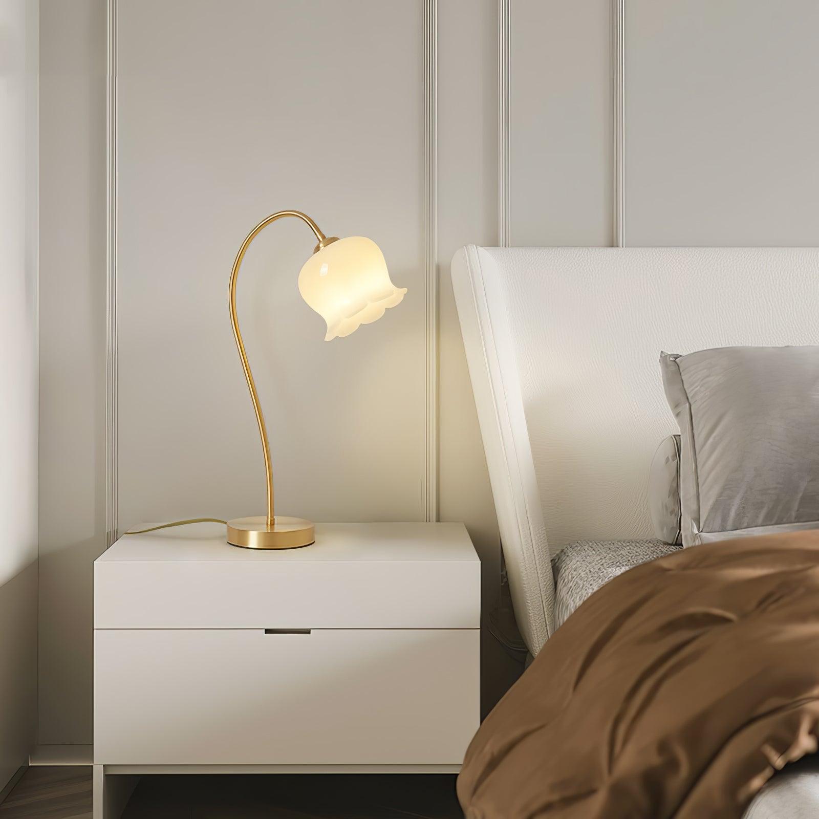 Calvor Brass Vintage Table Lamp-Neutral Decor