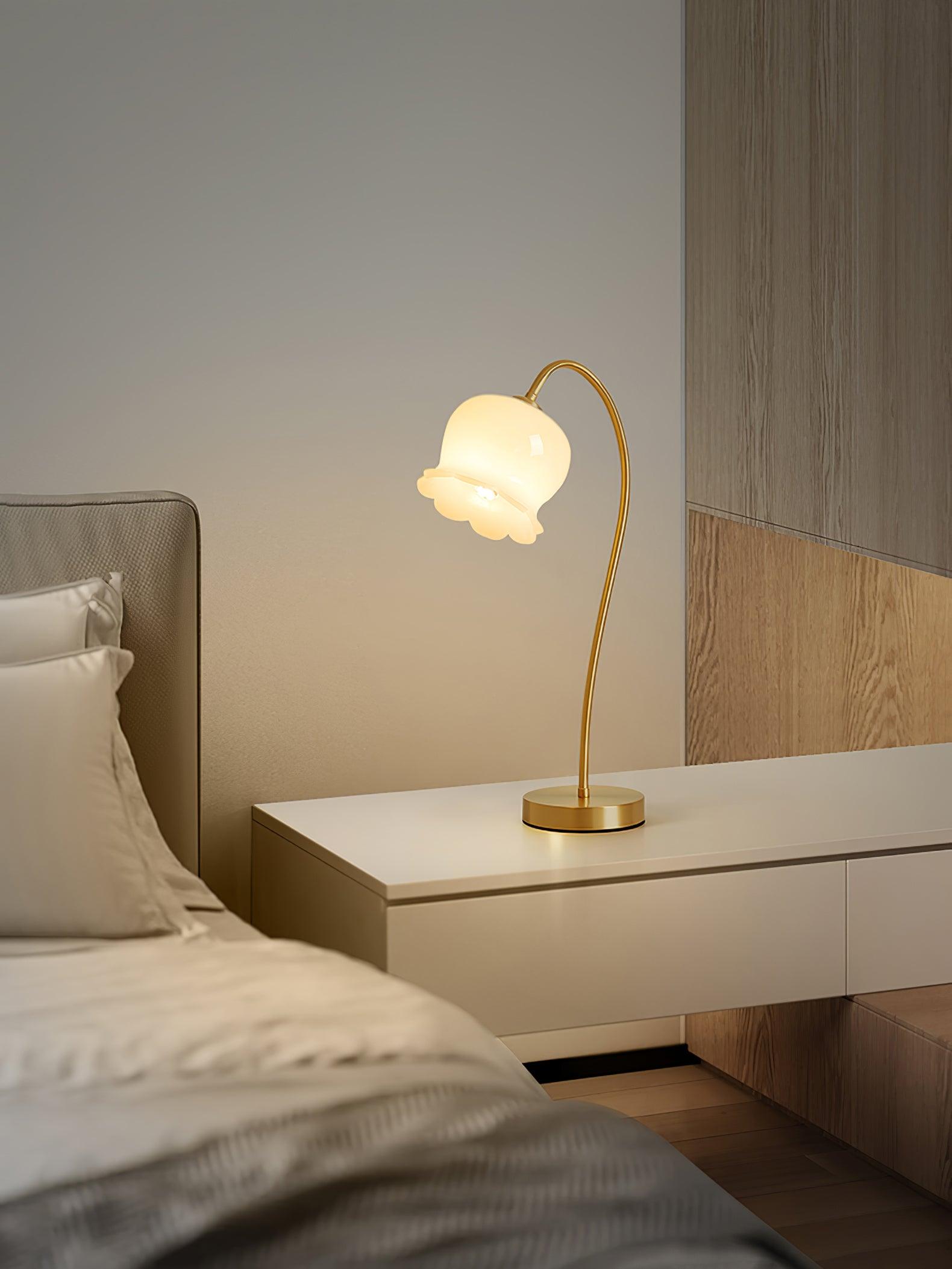 Calvor Brass Vintage Table Lamp-Neutral Decor