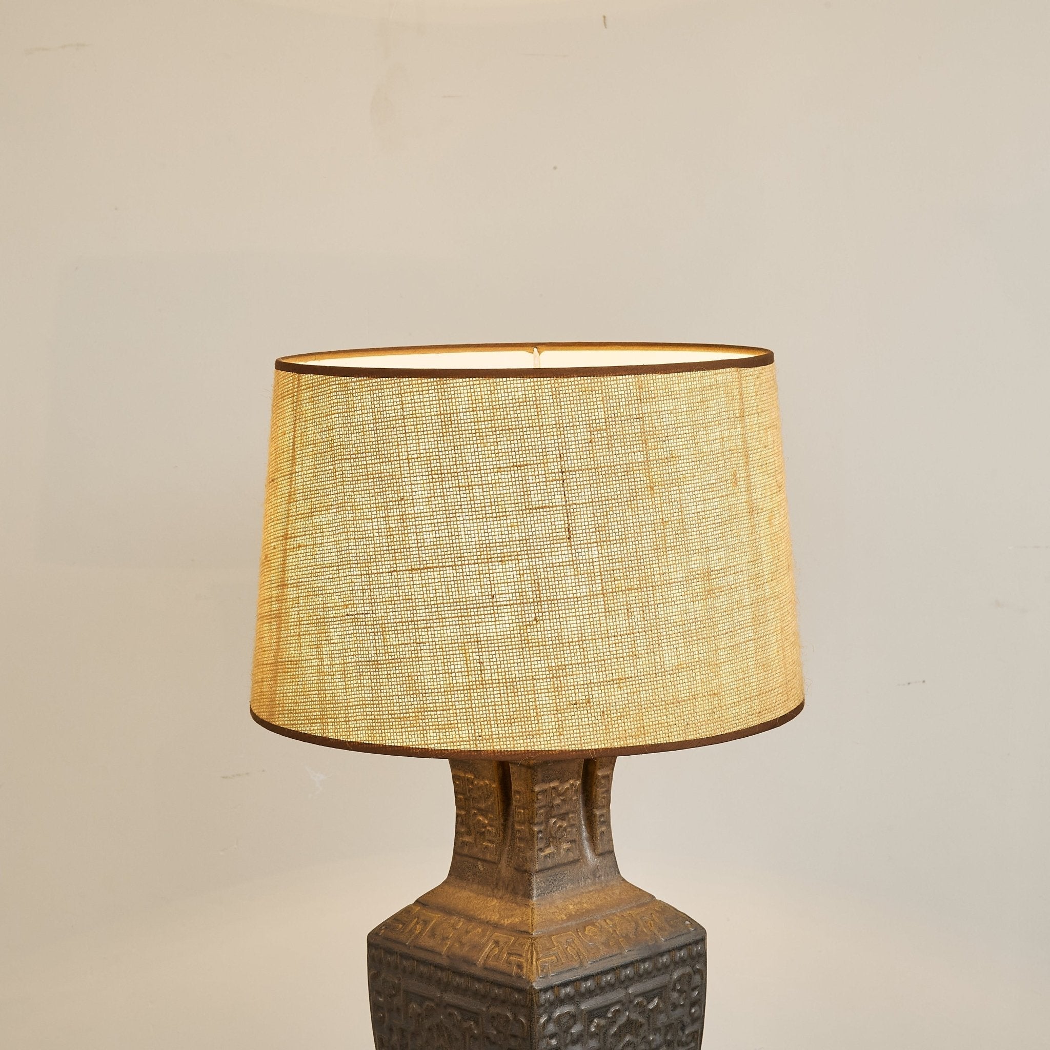 Echo Vintage Fabric Table Lamp-Neutral Decor
