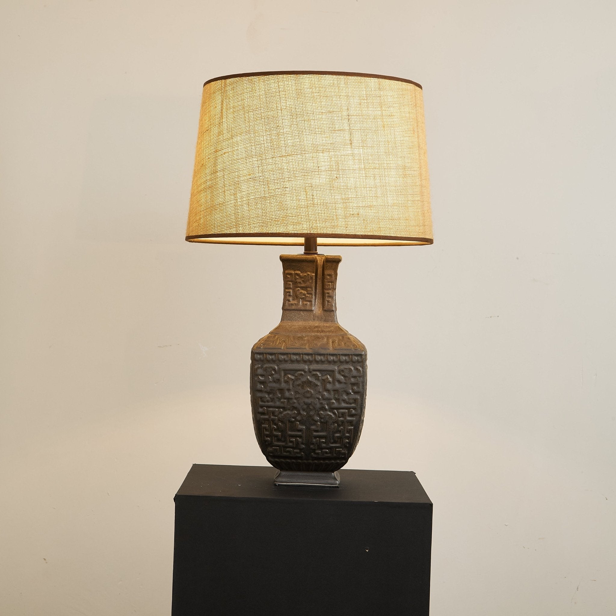 Echo Vintage Fabric Table Lamp-Neutral Decor