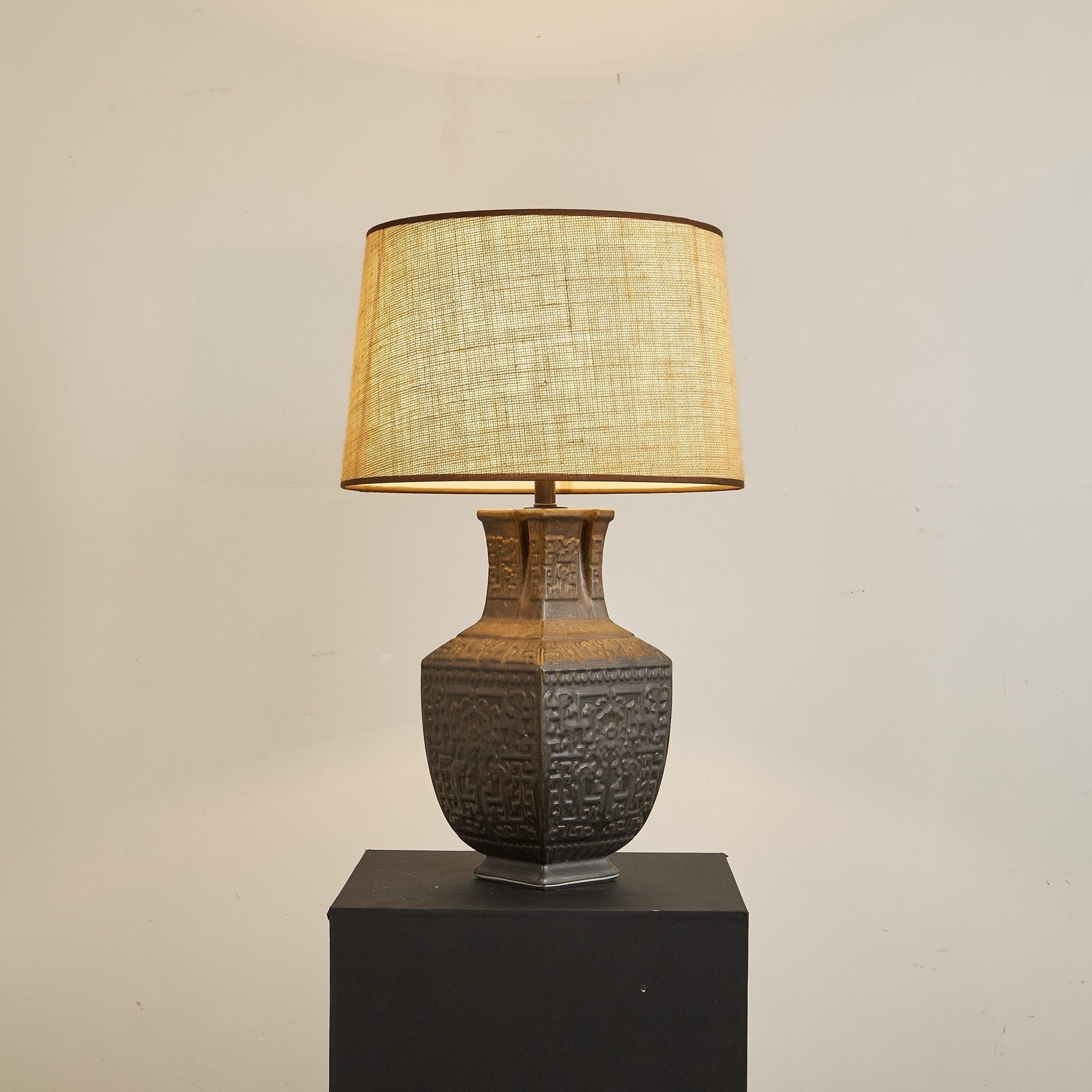 Echo Vintage Fabric Table Lamp-Neutral Decor