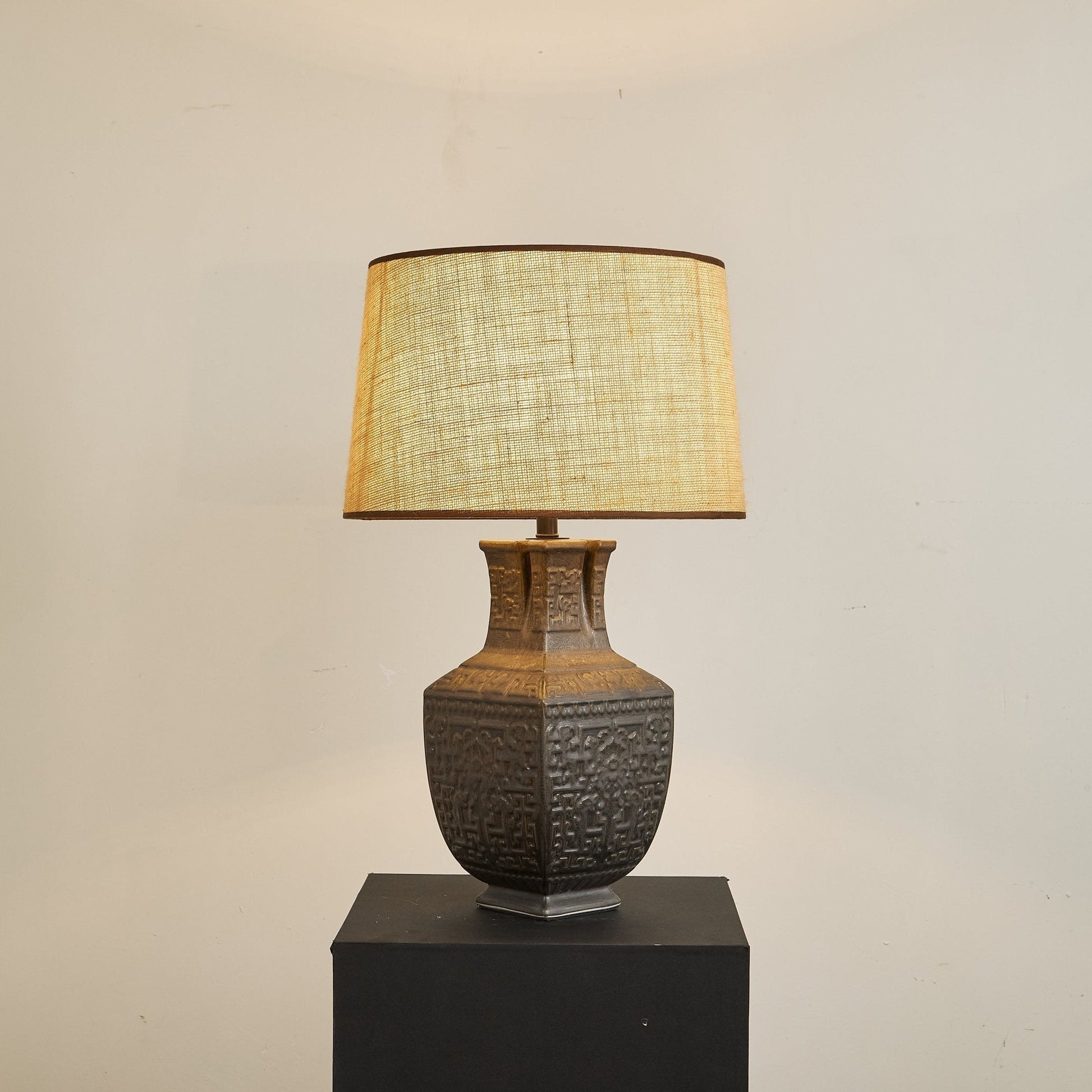 Echo Vintage Fabric Table Lamp-Neutral Decor