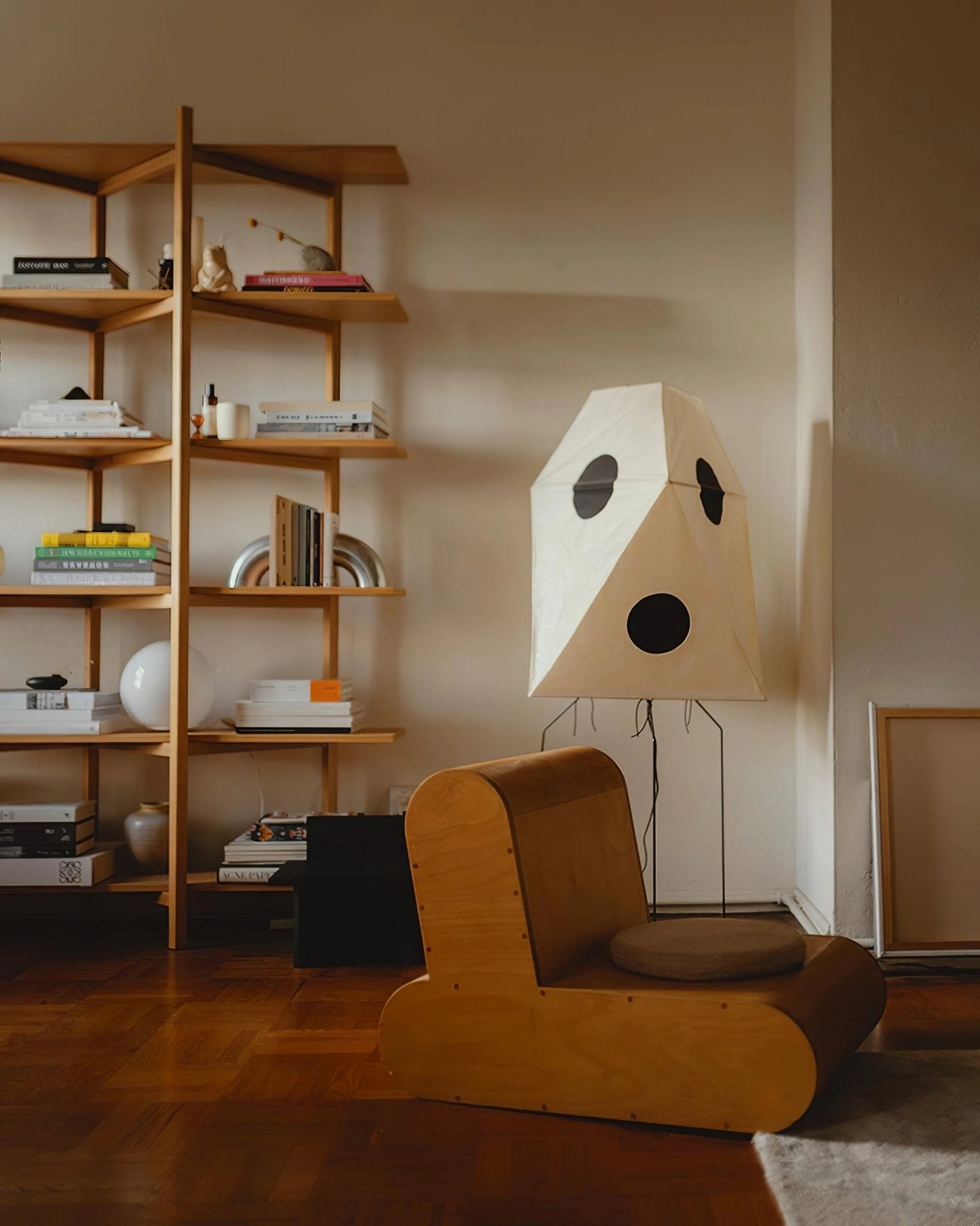 Sath Artistic Fabric Floor Lamp-Neutral Decor