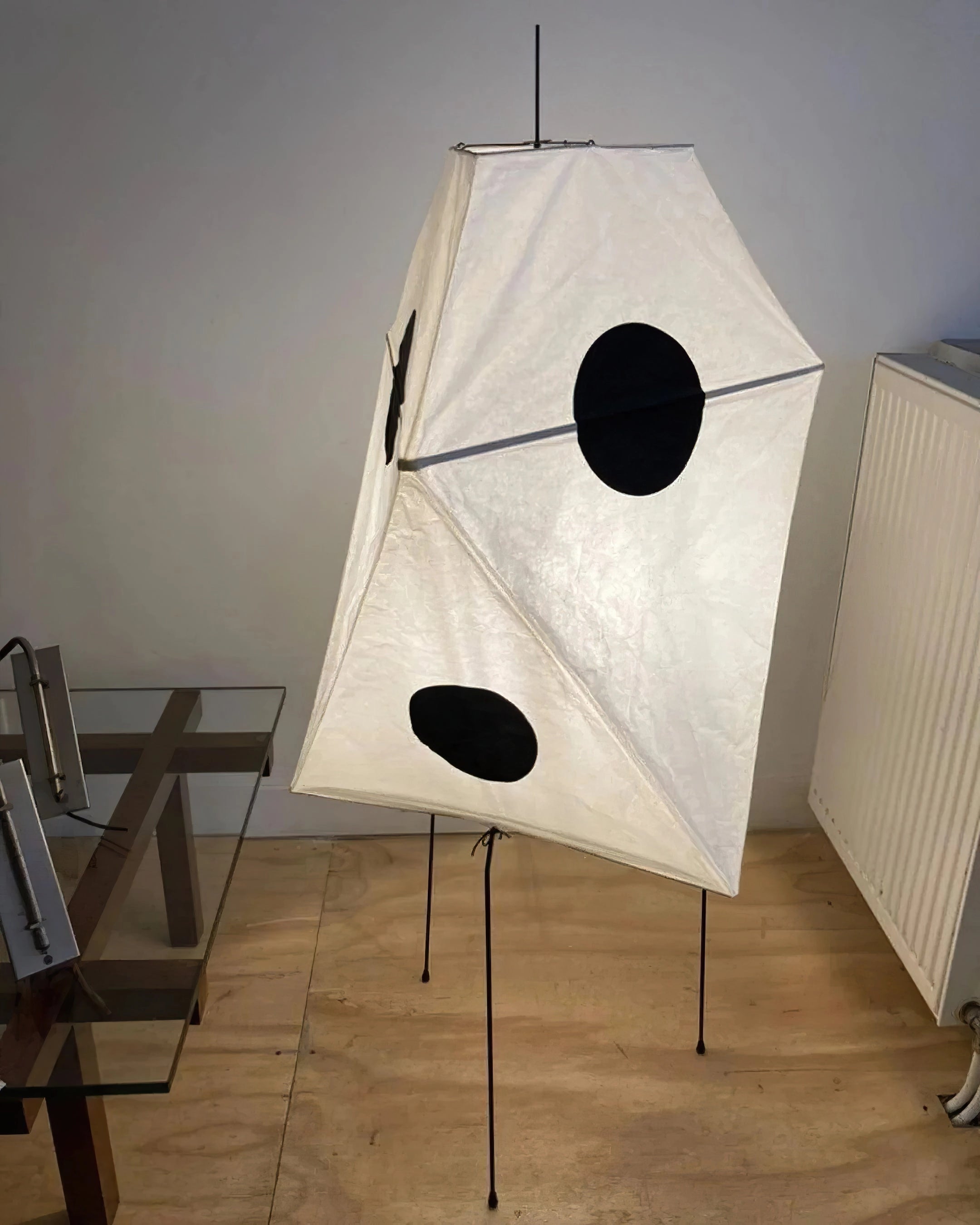 Sath Artistic Fabric Floor Lamp-Neutral Decor