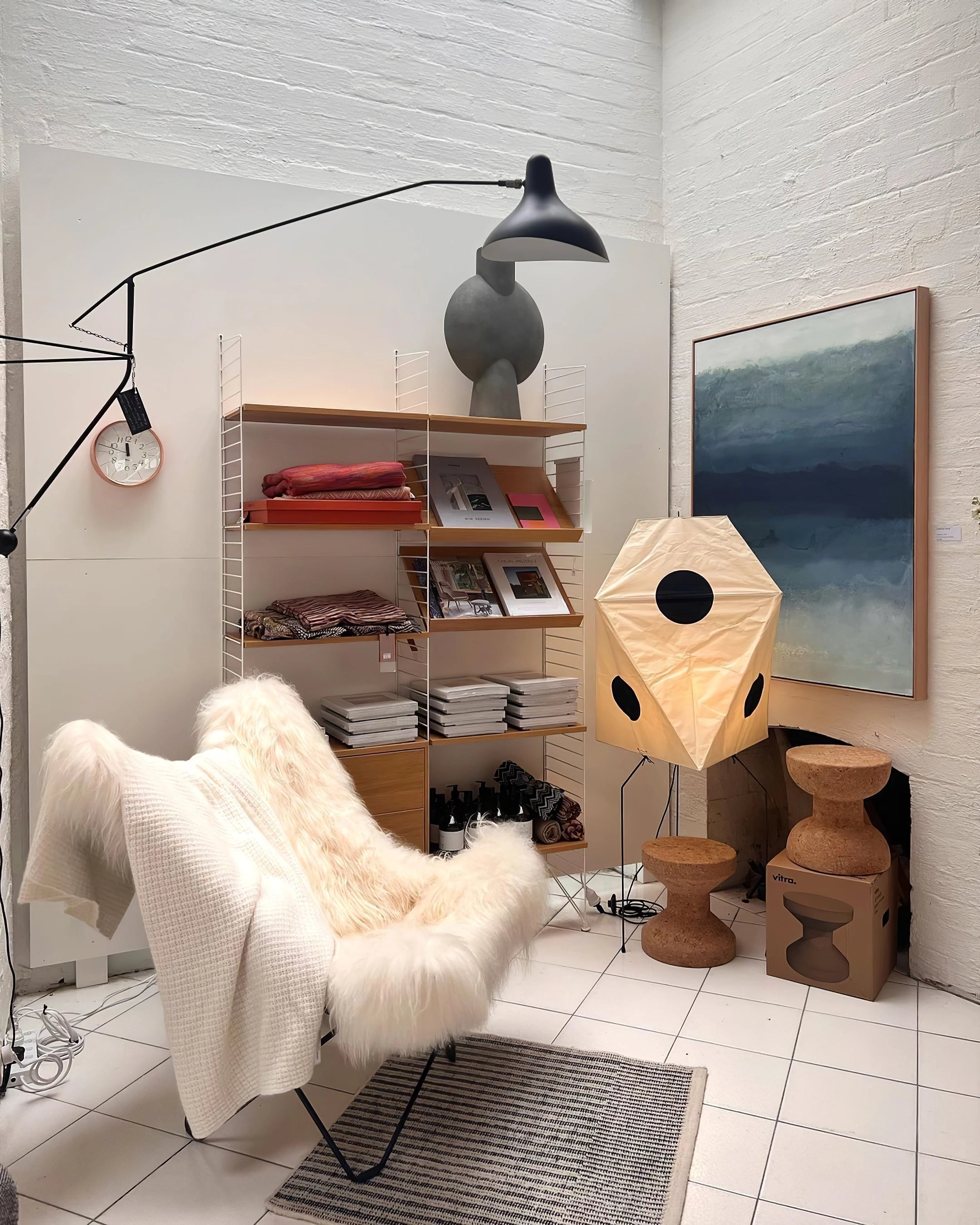 Sath Artistic Fabric Floor Lamp-Neutral Decor