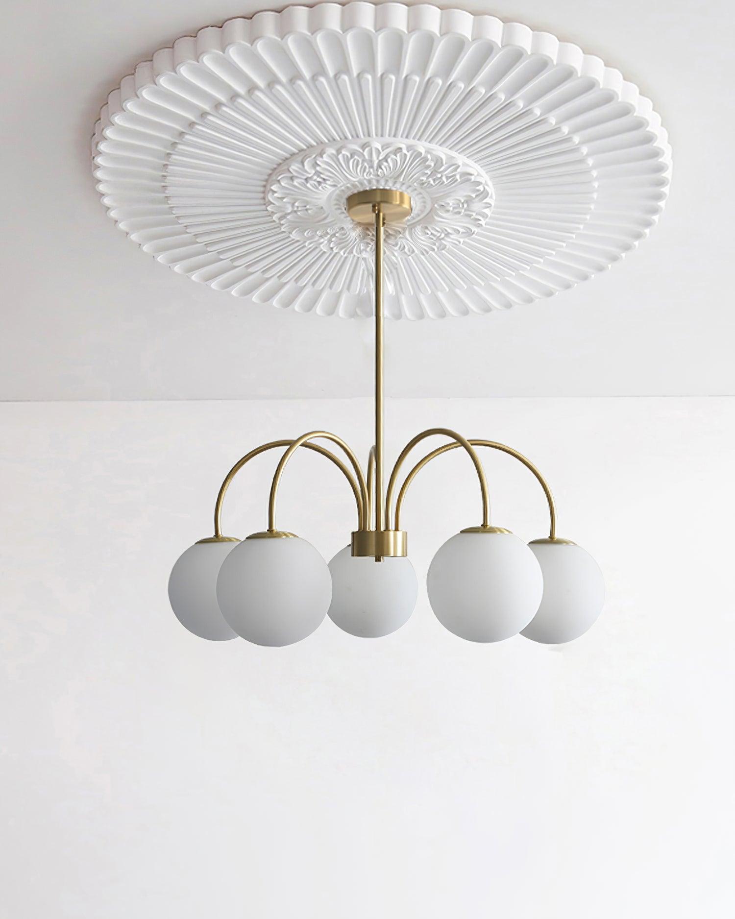 Lustra Chandelier Orillia Brass Globe Modern-Neutral Decor
