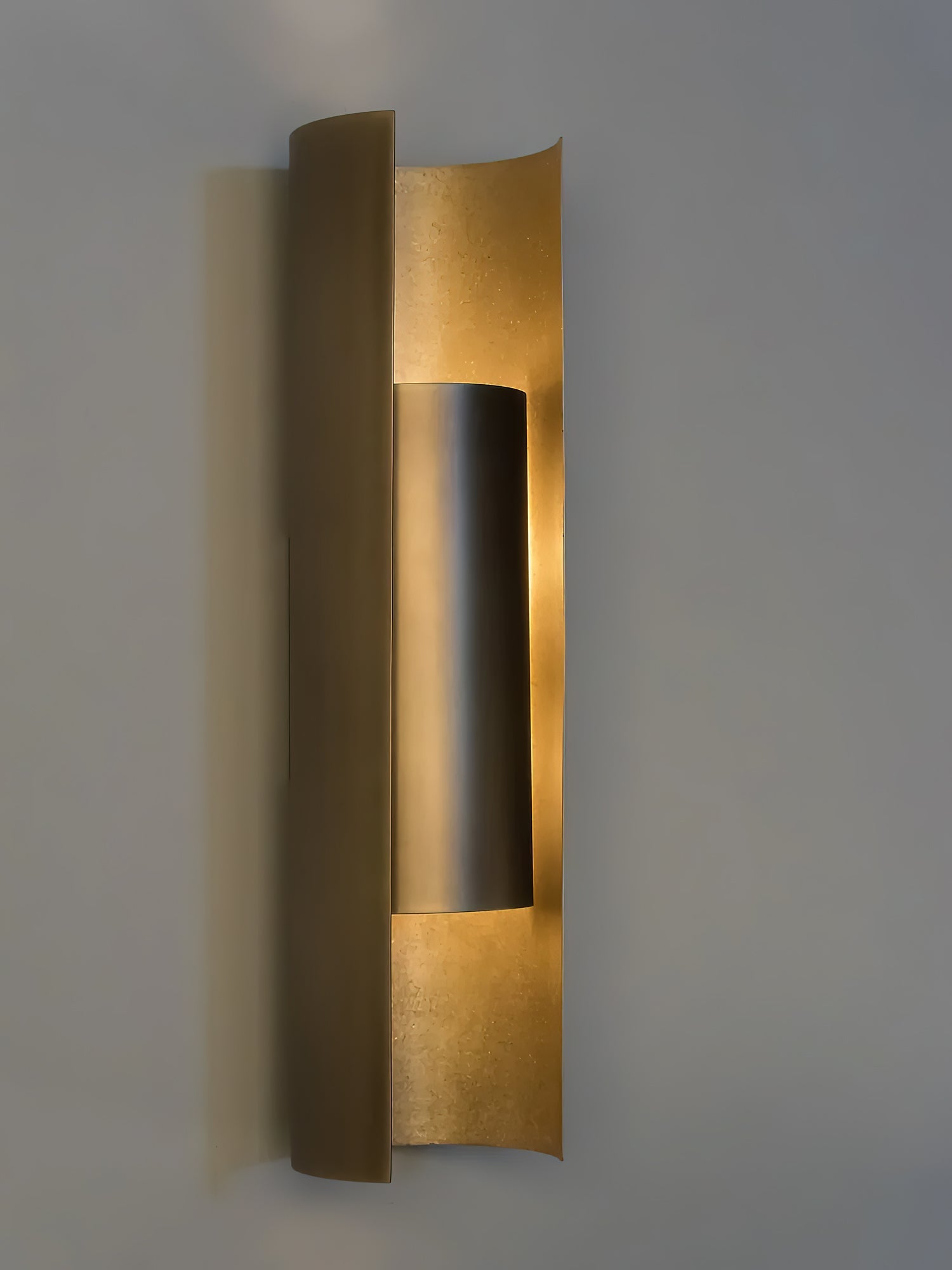 Pexton Wall Lamp-Neutral Decor