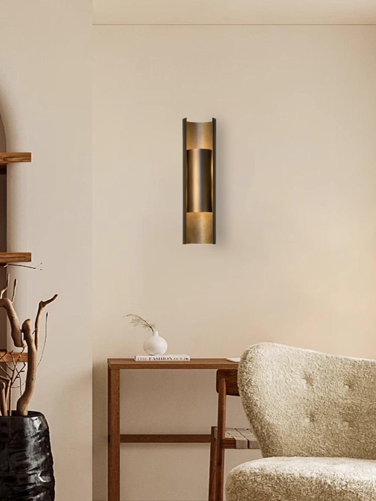 Pexton Wall Lamp-Neutral Decor