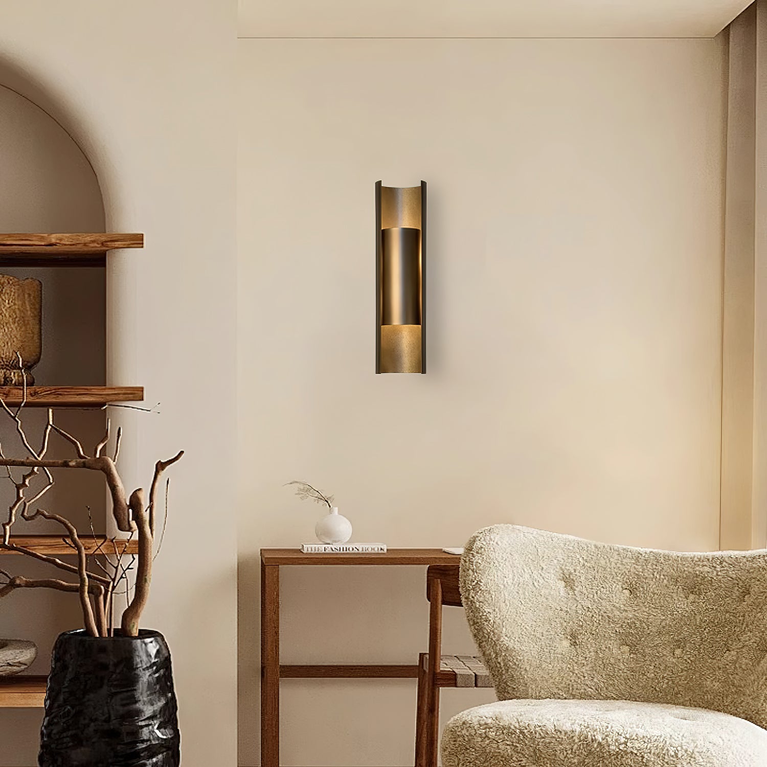 Pexton Wall Lamp-Neutral Decor