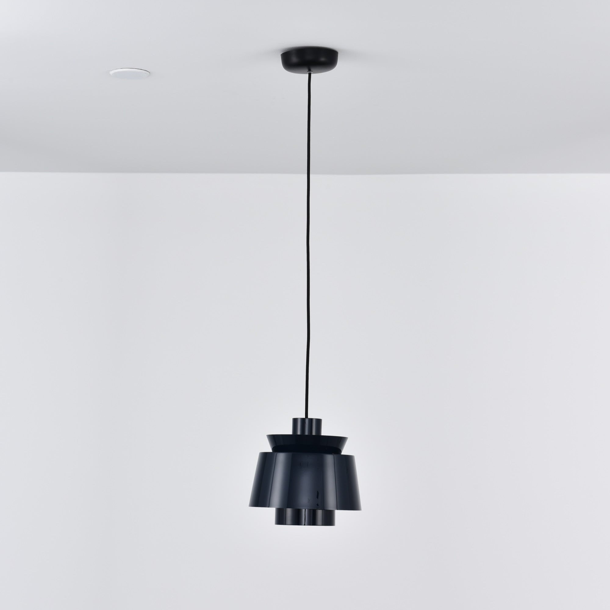 Orion Pendant Light-Neutral Decor