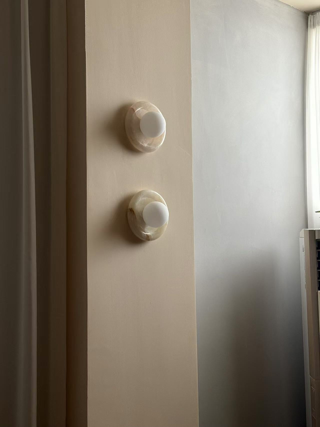 Aursilos Wall Lamp