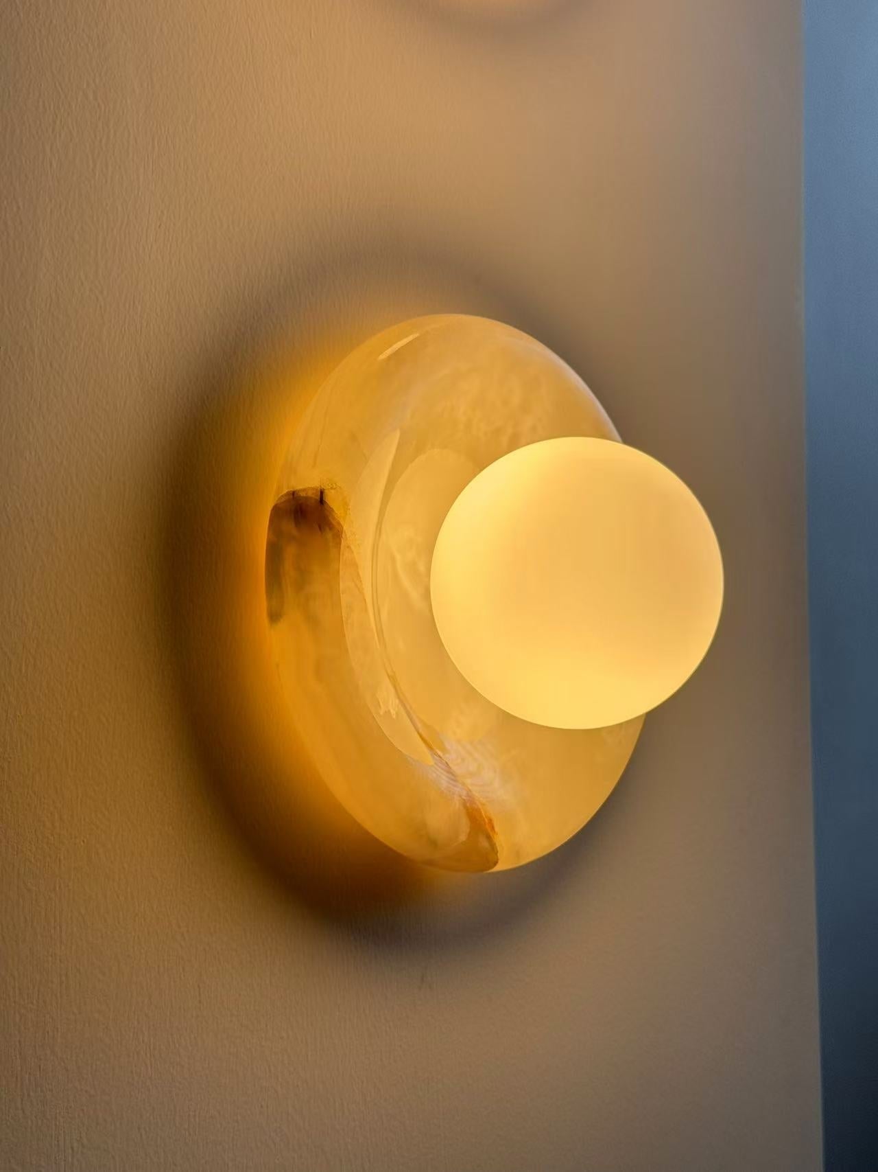 Aursilos Wall Lamp
