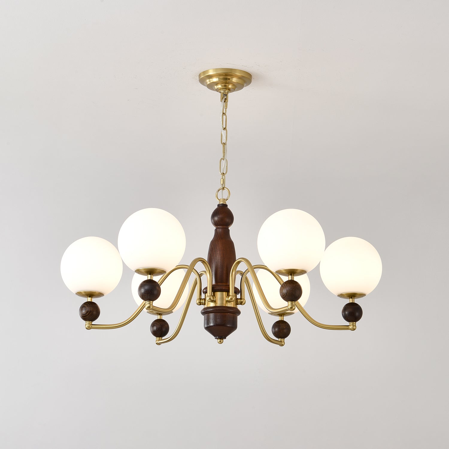 Goswen Chandelier Wood & Brass Globe-Neutral Decor