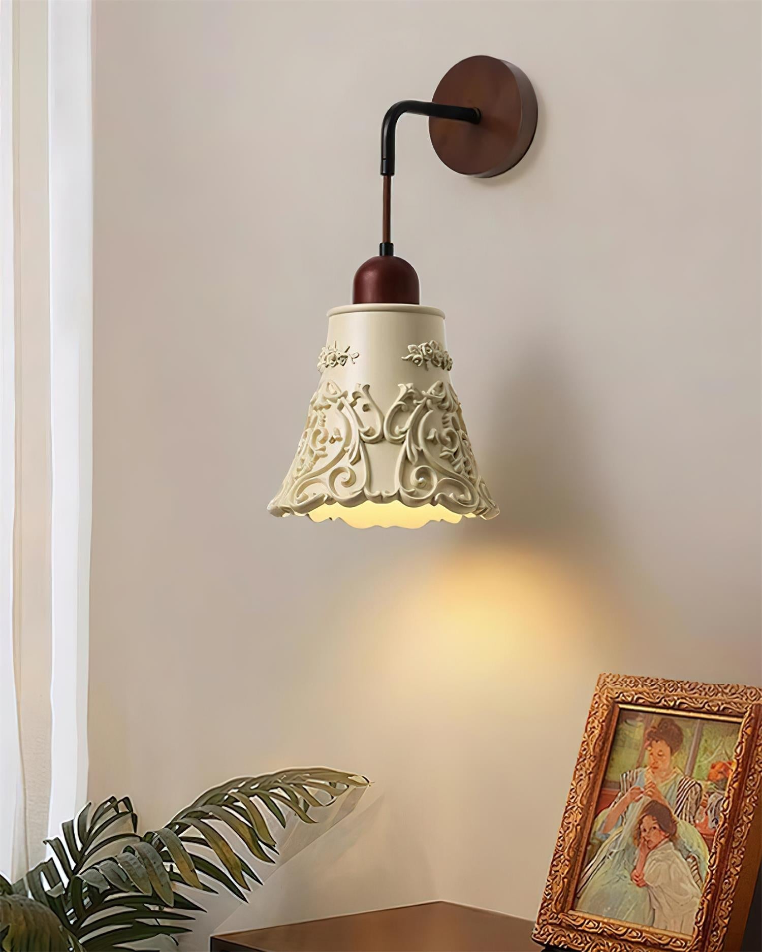 Isolde Wall Lamp