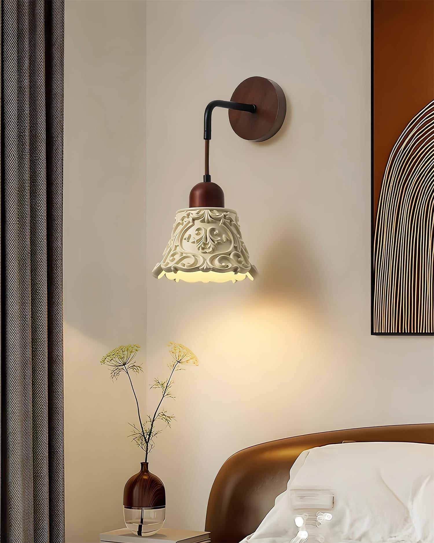 Isolde Wall Lamp