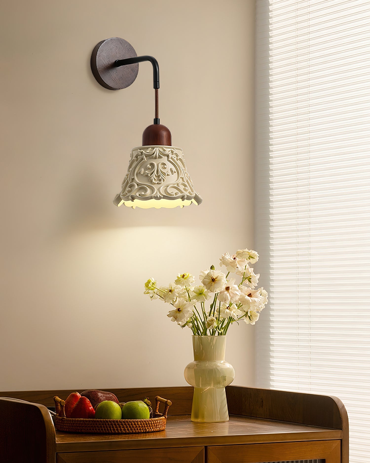 Isolde Wall Lamp