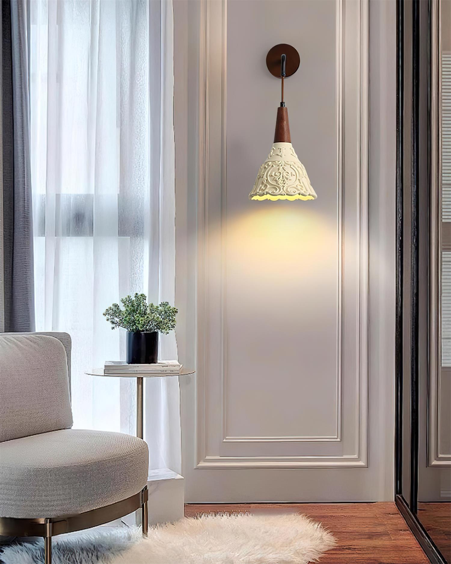 Isolde Wall Lamp