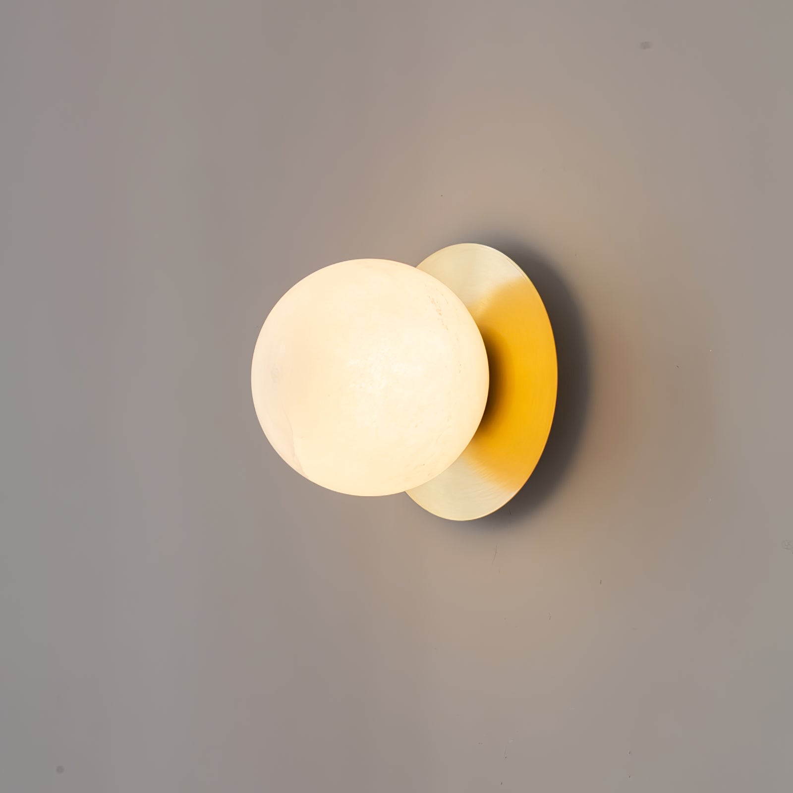 Werg Dawn Sconce-Neutral Decor