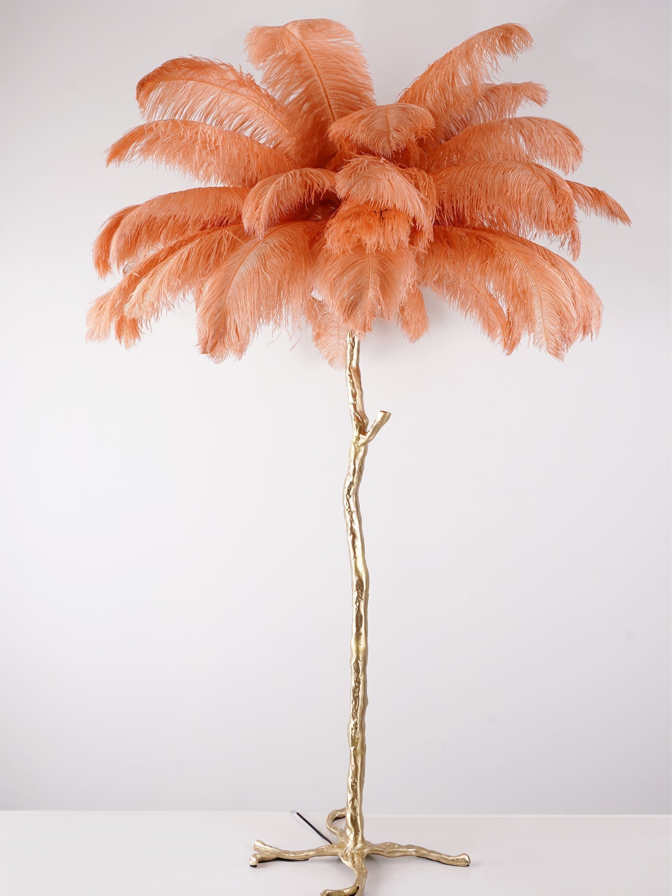 Selis Feather Brass Floor Lamp-Neutral Decor