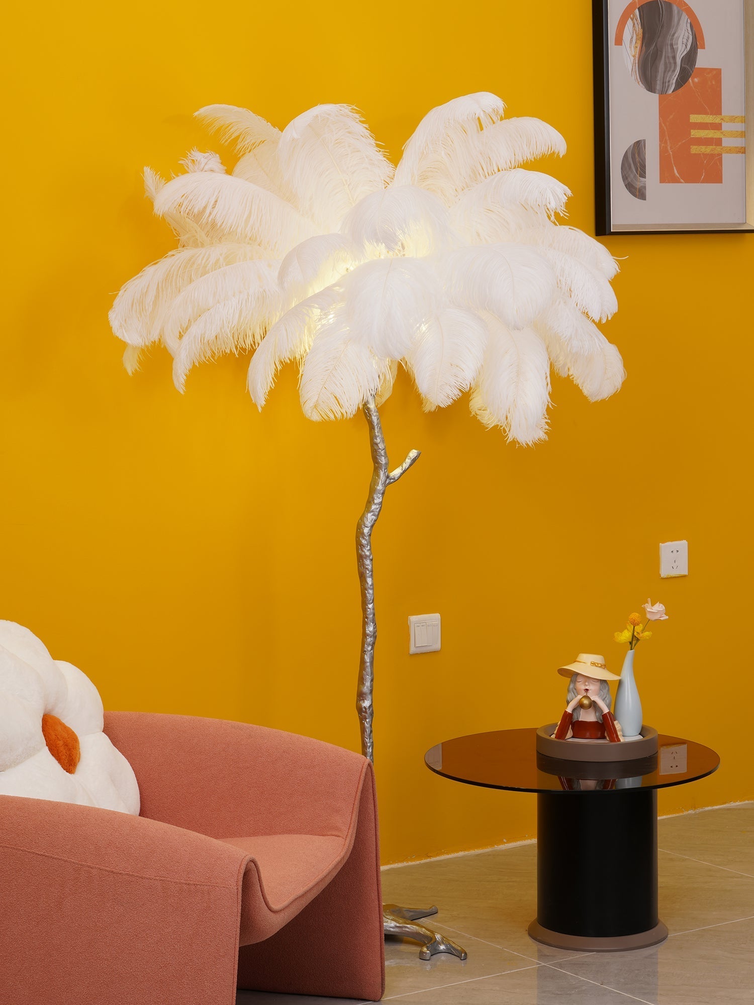 Selis Feather Brass Floor Lamp-Neutral Decor