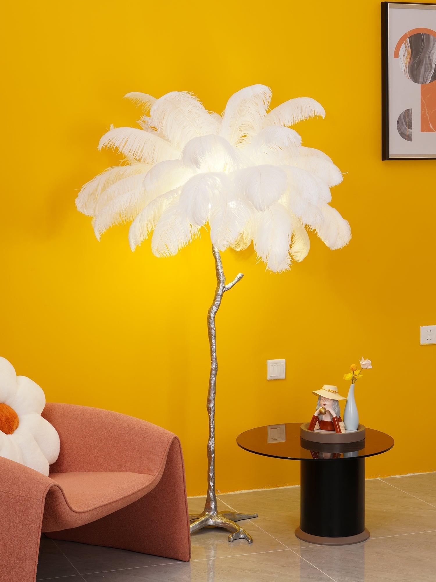 Selis Feather Brass Floor Lamp-Neutral Decor