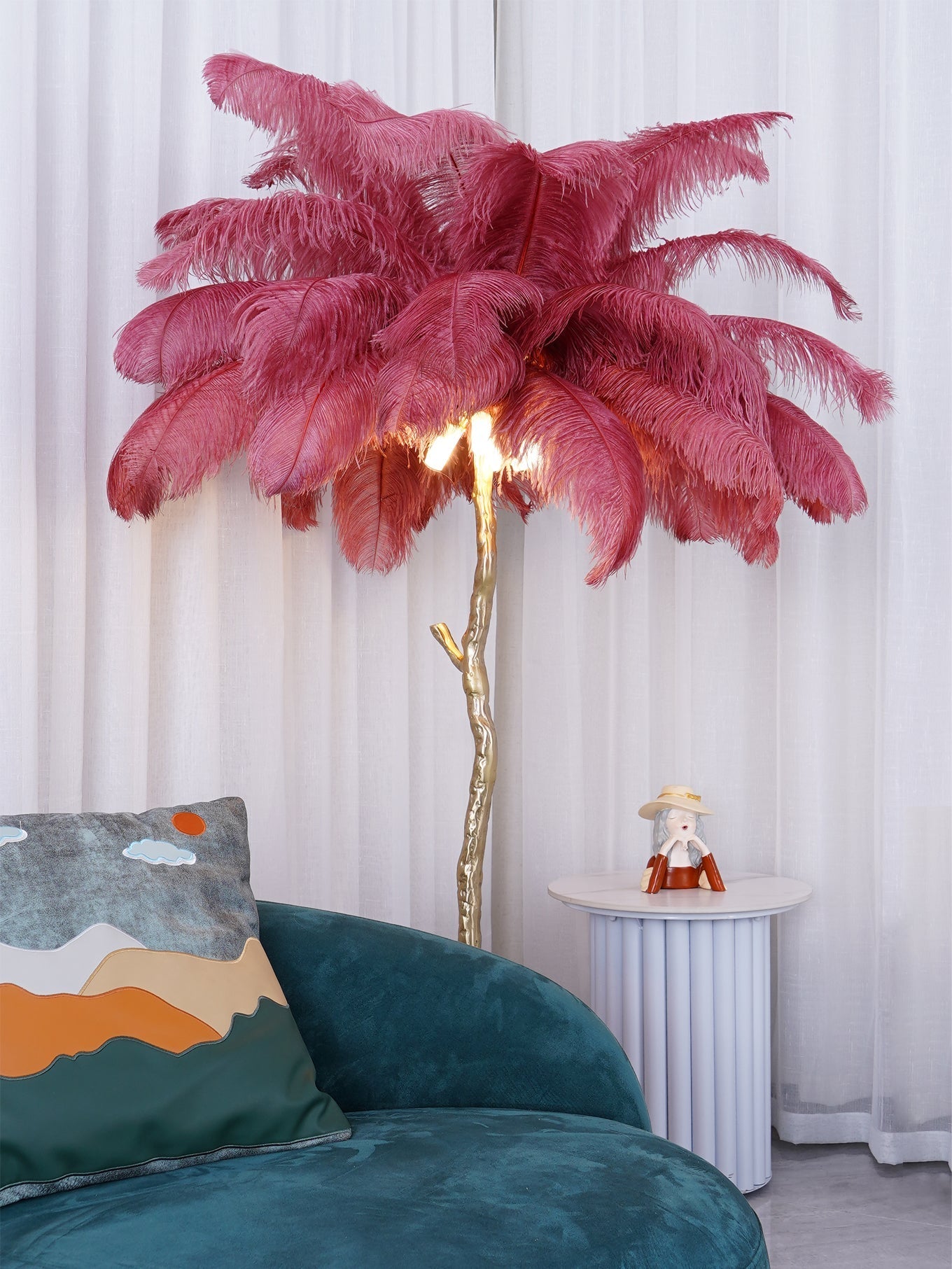 Selis Feather Brass Floor Lamp-Neutral Decor