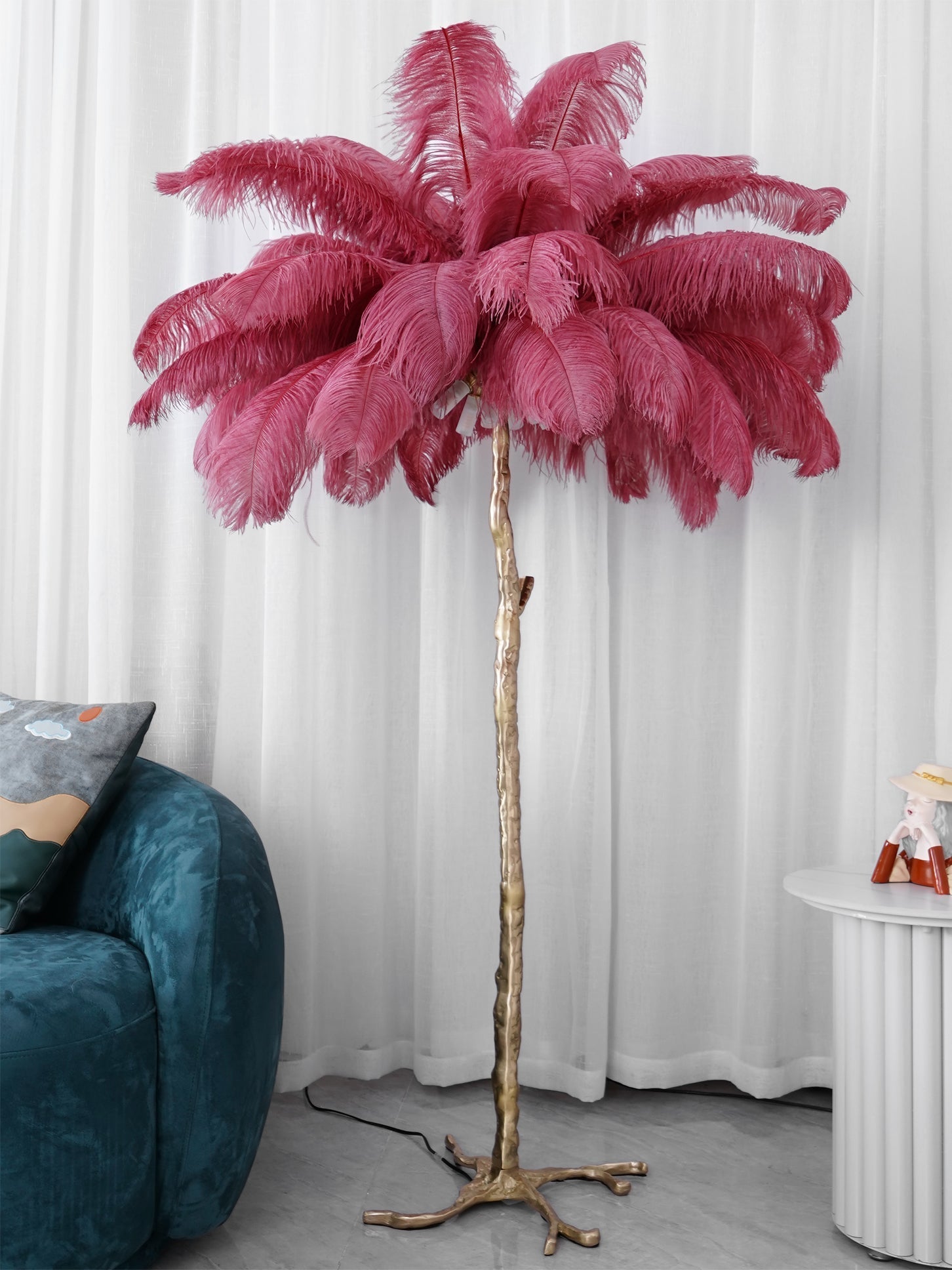Selis Feather Brass Floor Lamp-Neutral Decor