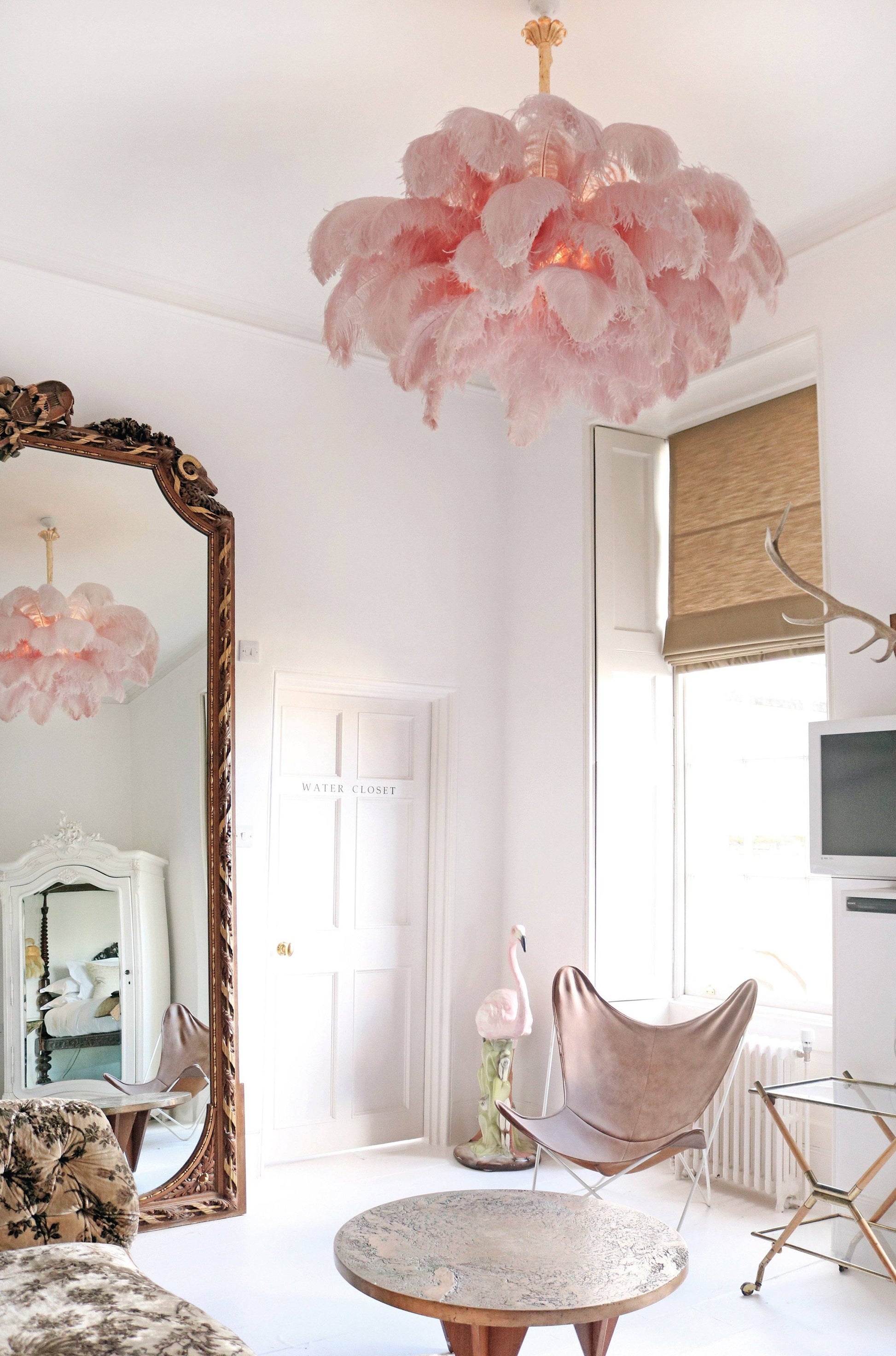 Lustra Chandelier Ostrich Feather Large Brass Stem-Neutral Decor