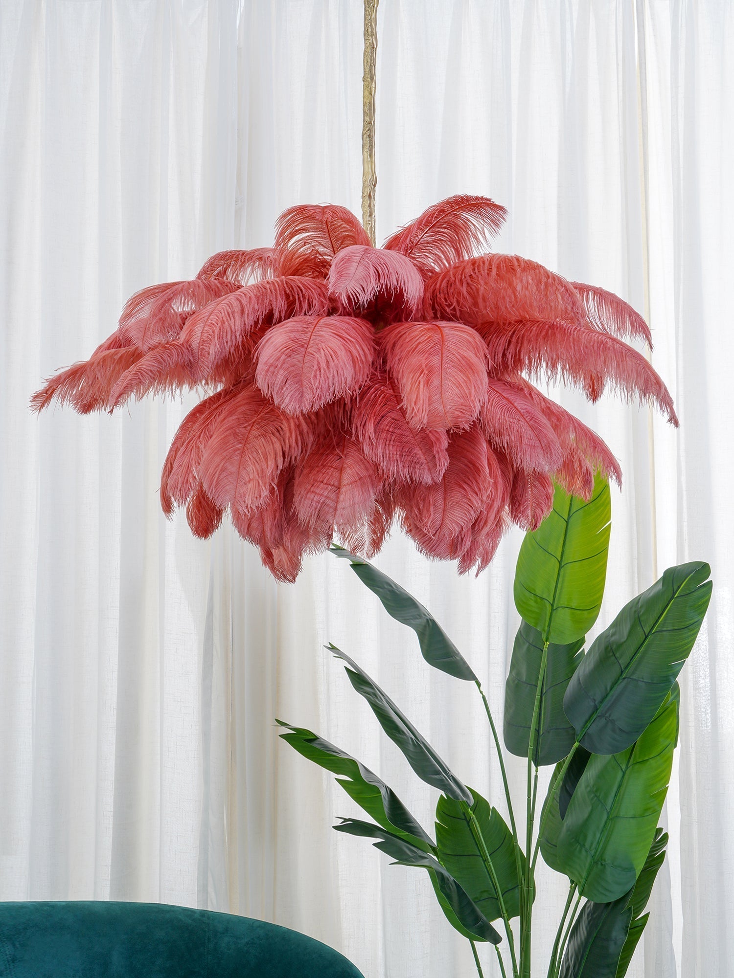 Lustra Chandelier Ostrich Feather Large Brass Stem-Neutral Decor