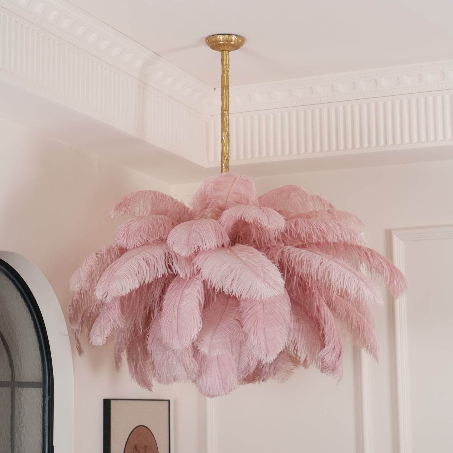 Lustra Chandelier Ostrich Feather Large Brass Stem-Neutral Decor