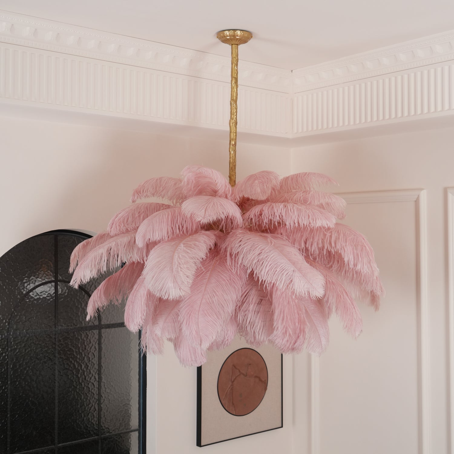 Lustra Chandelier Ostrich Feather Large Brass Stem-Neutral Decor