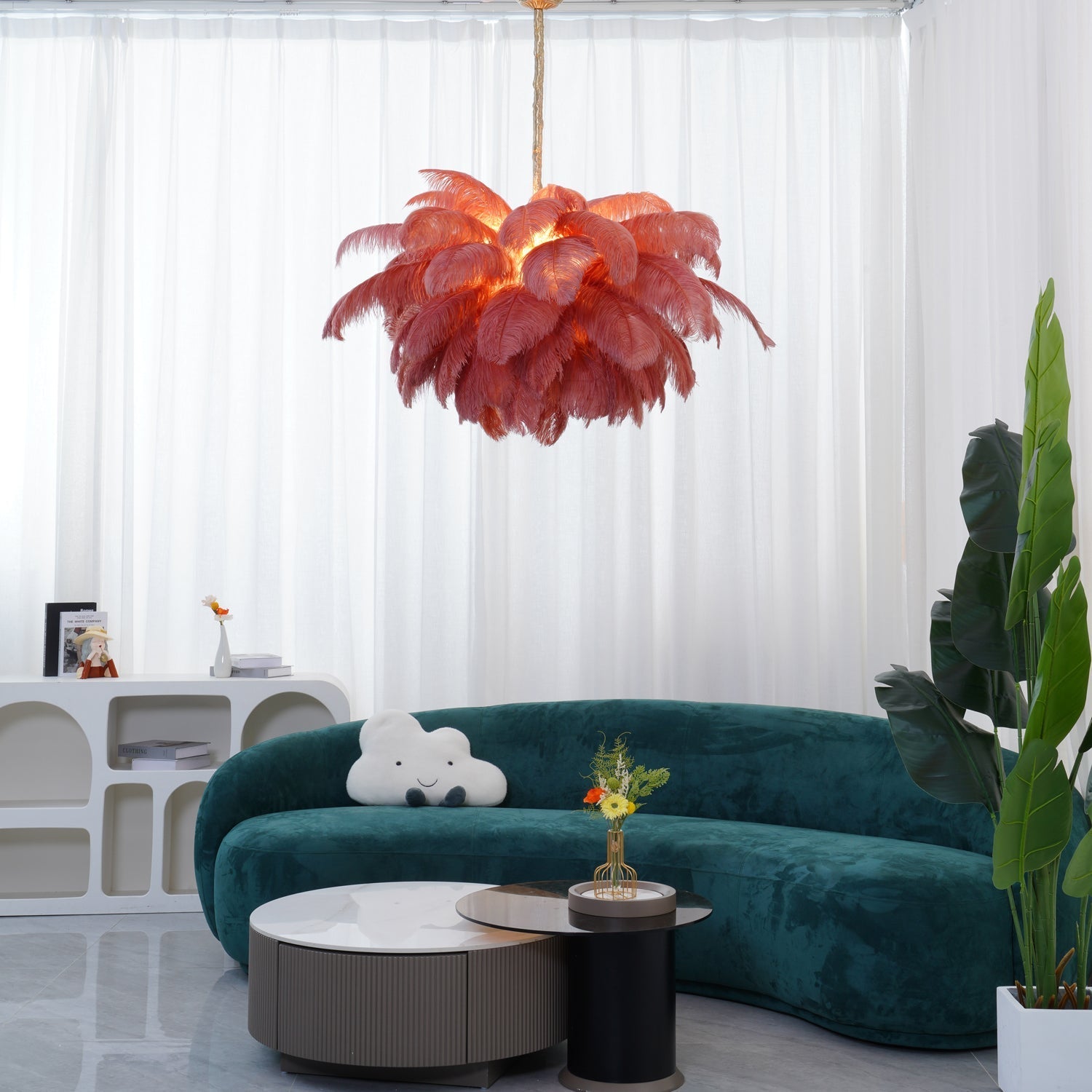 Lustra Chandelier Ostrich Feather Large Brass Stem-Neutral Decor
