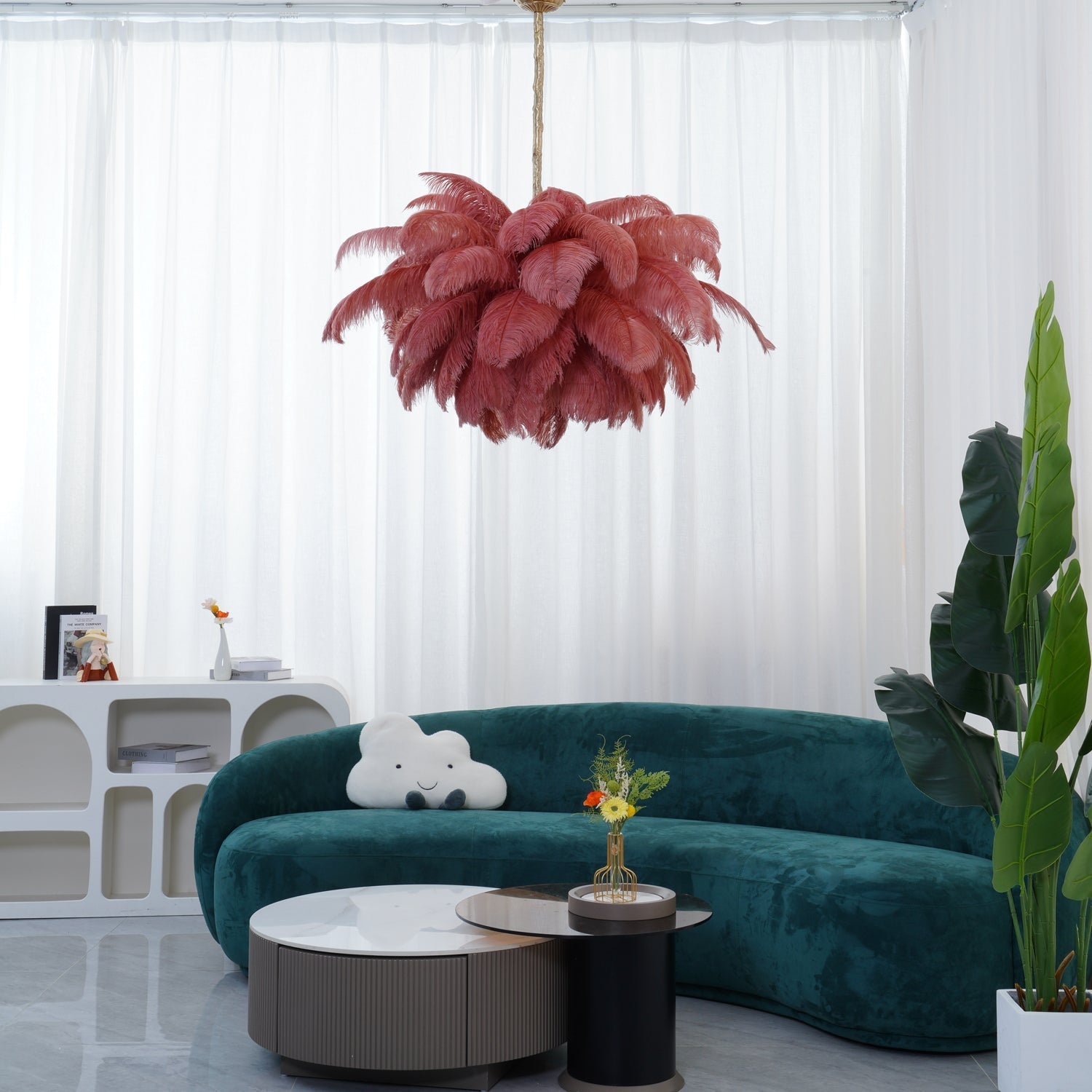 Lustra Chandelier Ostrich Feather Large Brass Stem-Neutral Decor