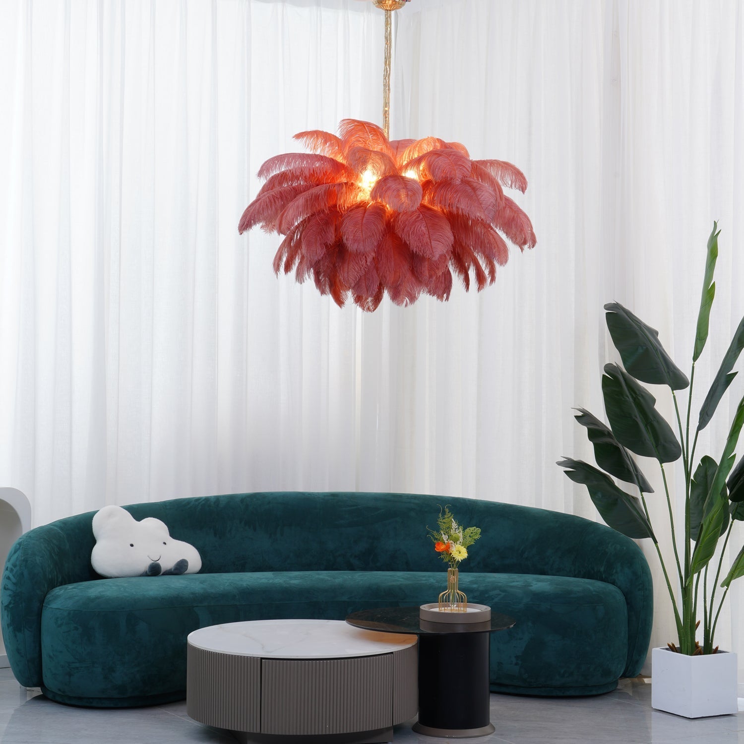 Lustra Chandelier Ostrich Feather Large Brass Stem-Neutral Decor
