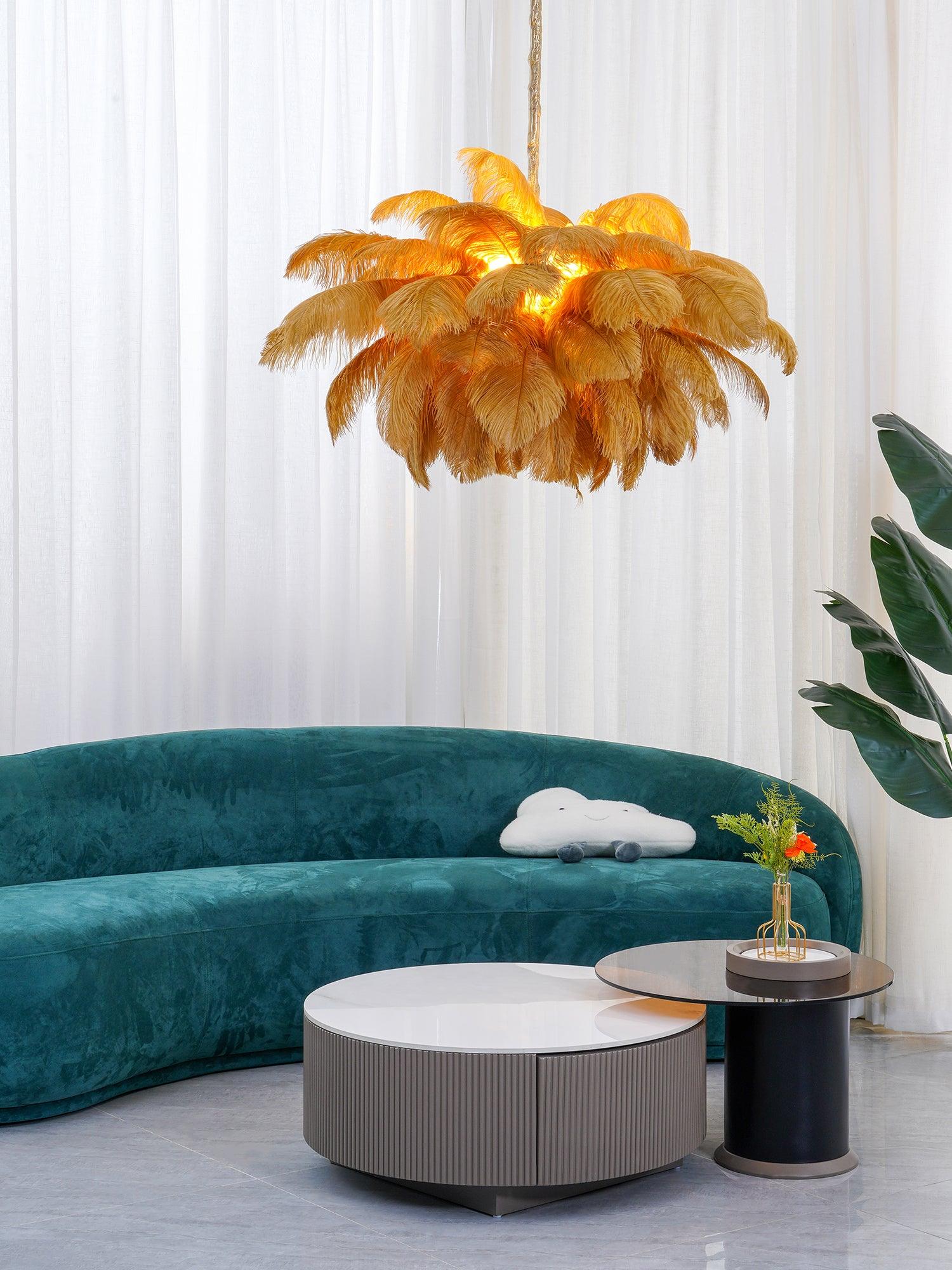 Lustra Chandelier Ostrich Feather Large Brass Stem-Neutral Decor