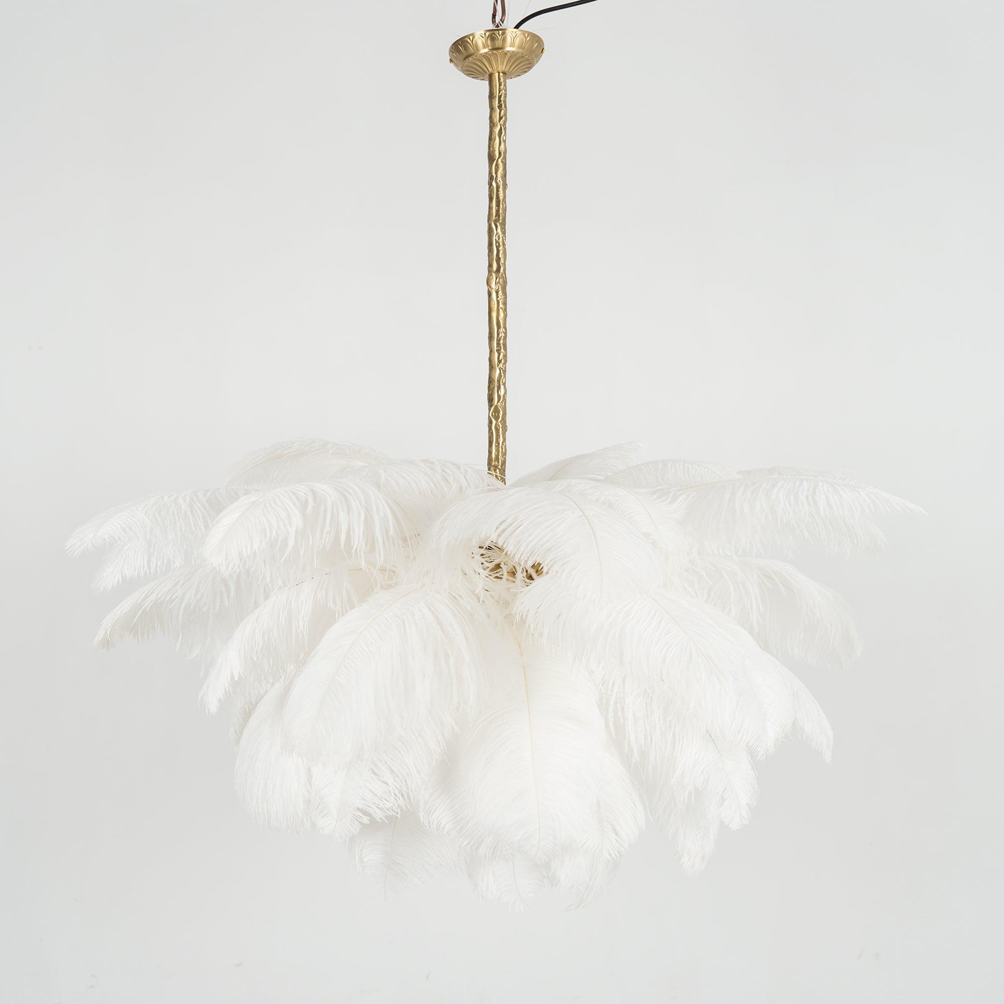 Lustra Chandelier Ostrich Feather Large Brass Stem-Neutral Decor