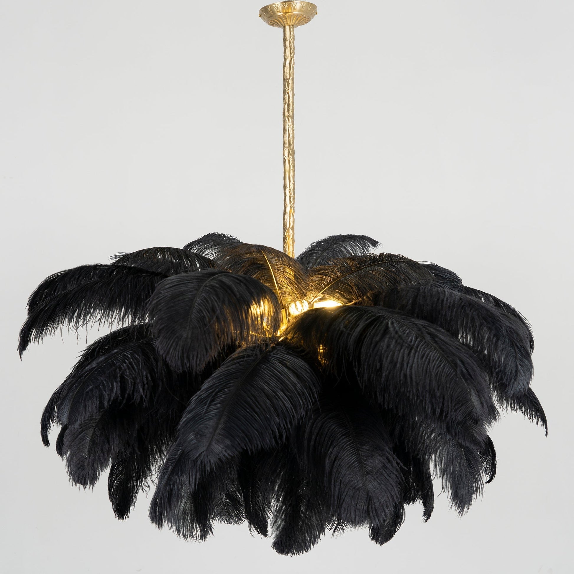 Lustra Chandelier Ostrich Feather Large Brass Stem-Neutral Decor