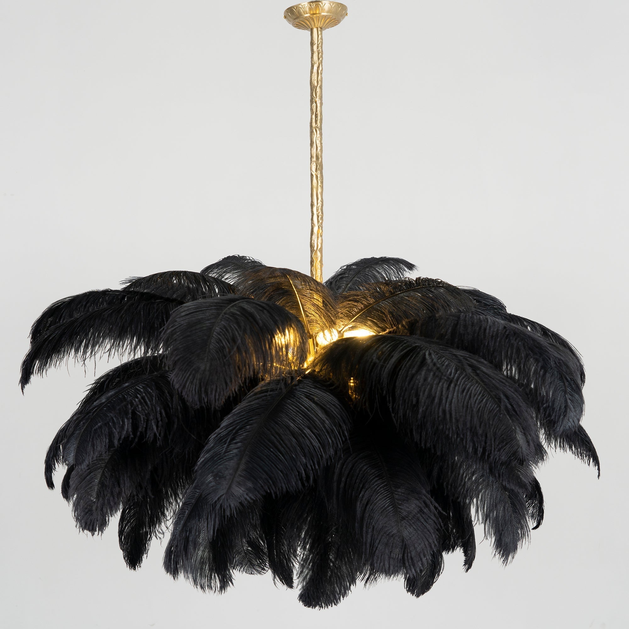Lustra Chandelier Ostrich Feather Large Brass Stem-Neutral Decor