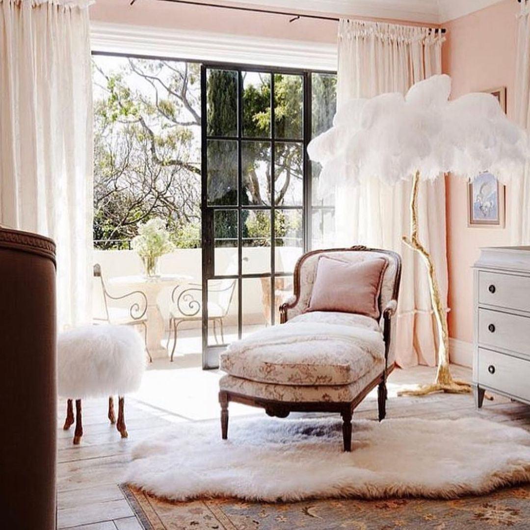 Selis Feather Brass Floor Lamp-Neutral Decor