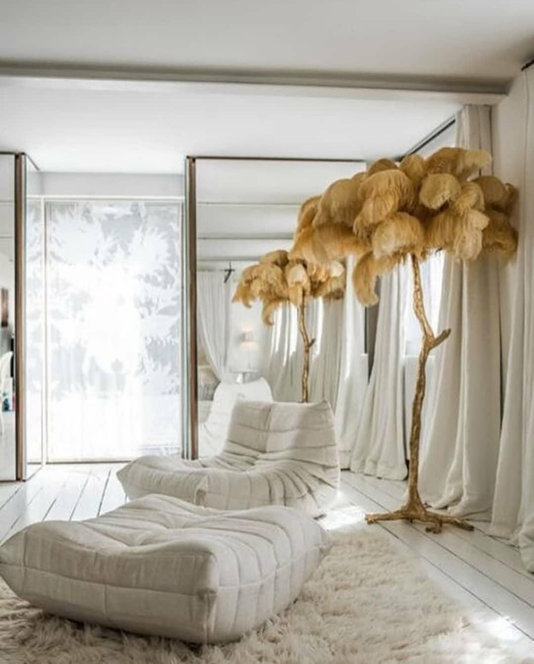 Selis Feather Brass Floor Lamp-Neutral Decor