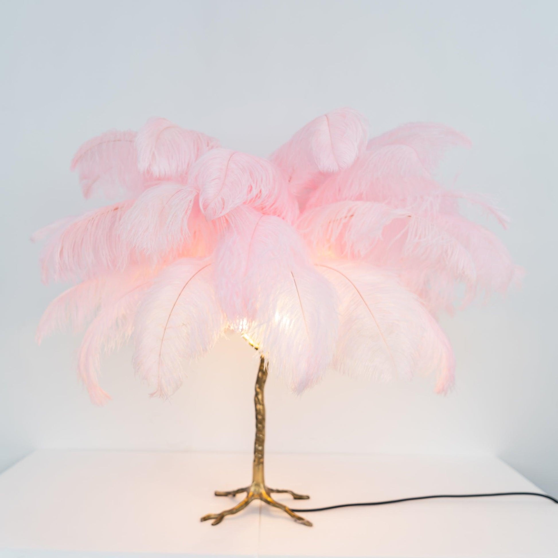 Keveno Brass Feather Elegant Table Lamp-Neutral Decor