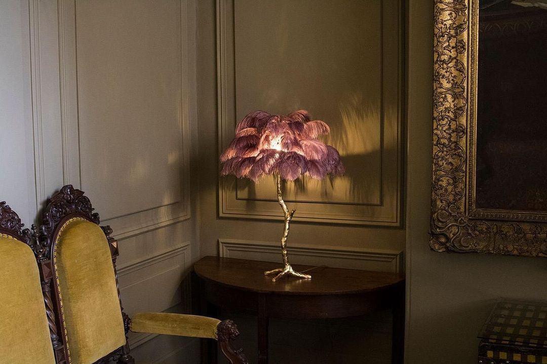 Keveno Brass Feather Elegant Table Lamp-Neutral Decor