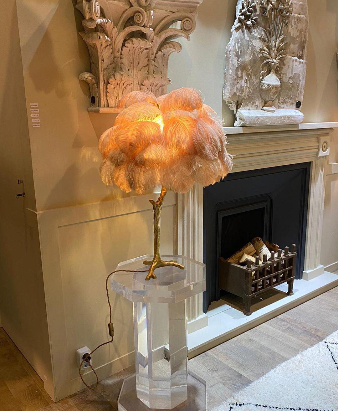 Keveno Brass Feather Elegant Table Lamp-Neutral Decor