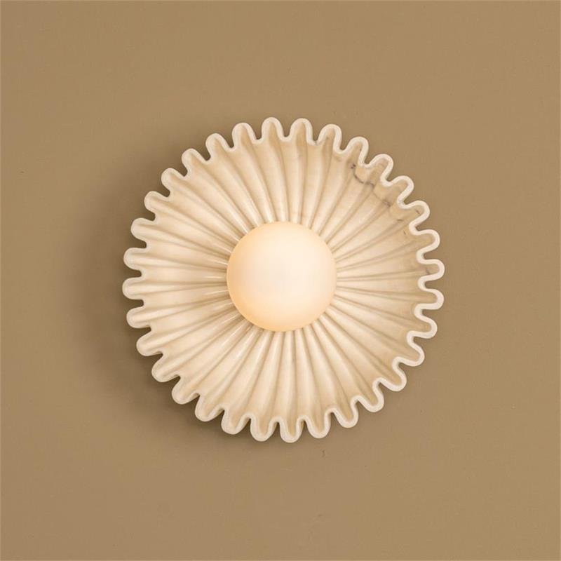 Ivvinen Wall Lamp