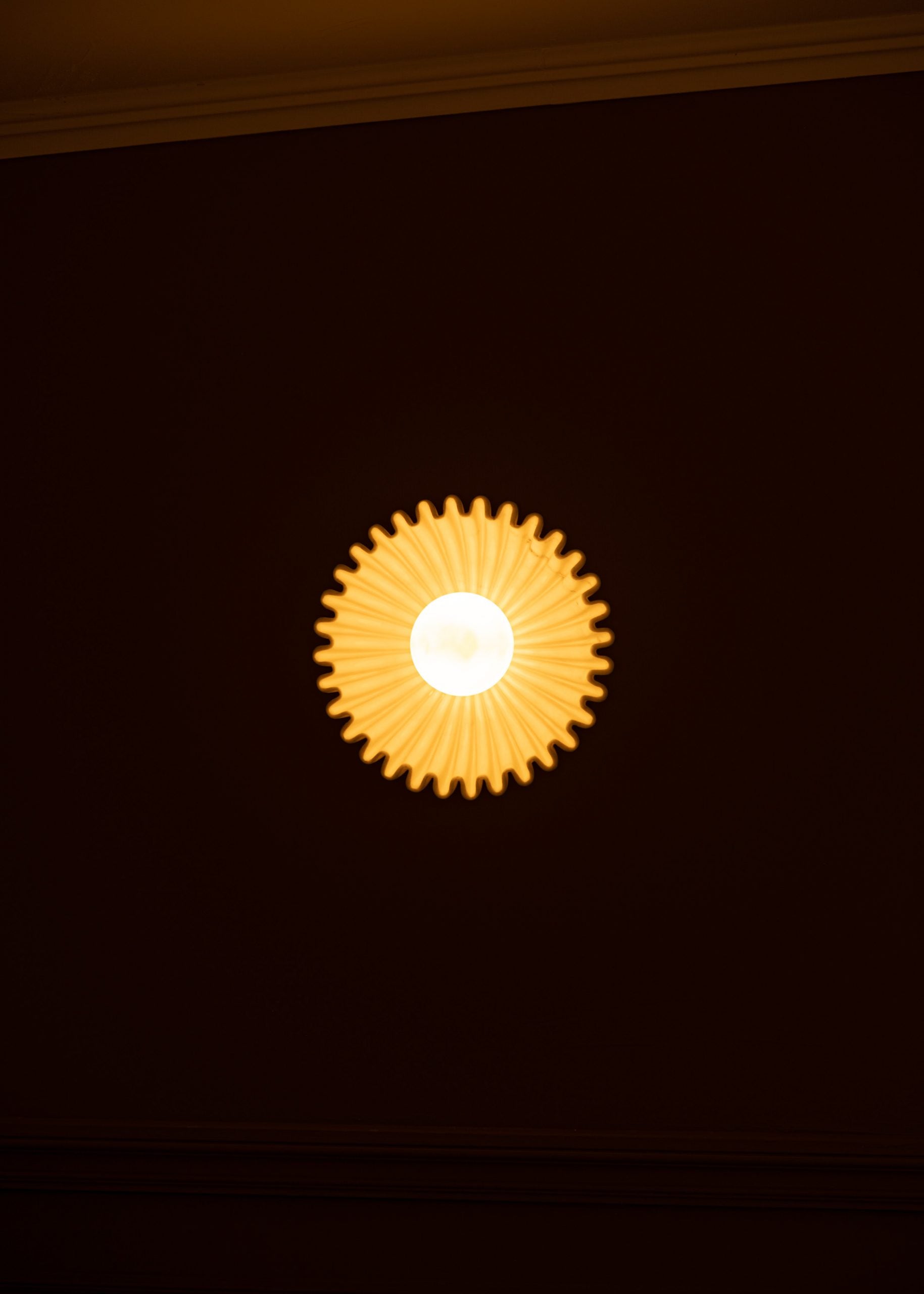Ivvinen Wall Lamp