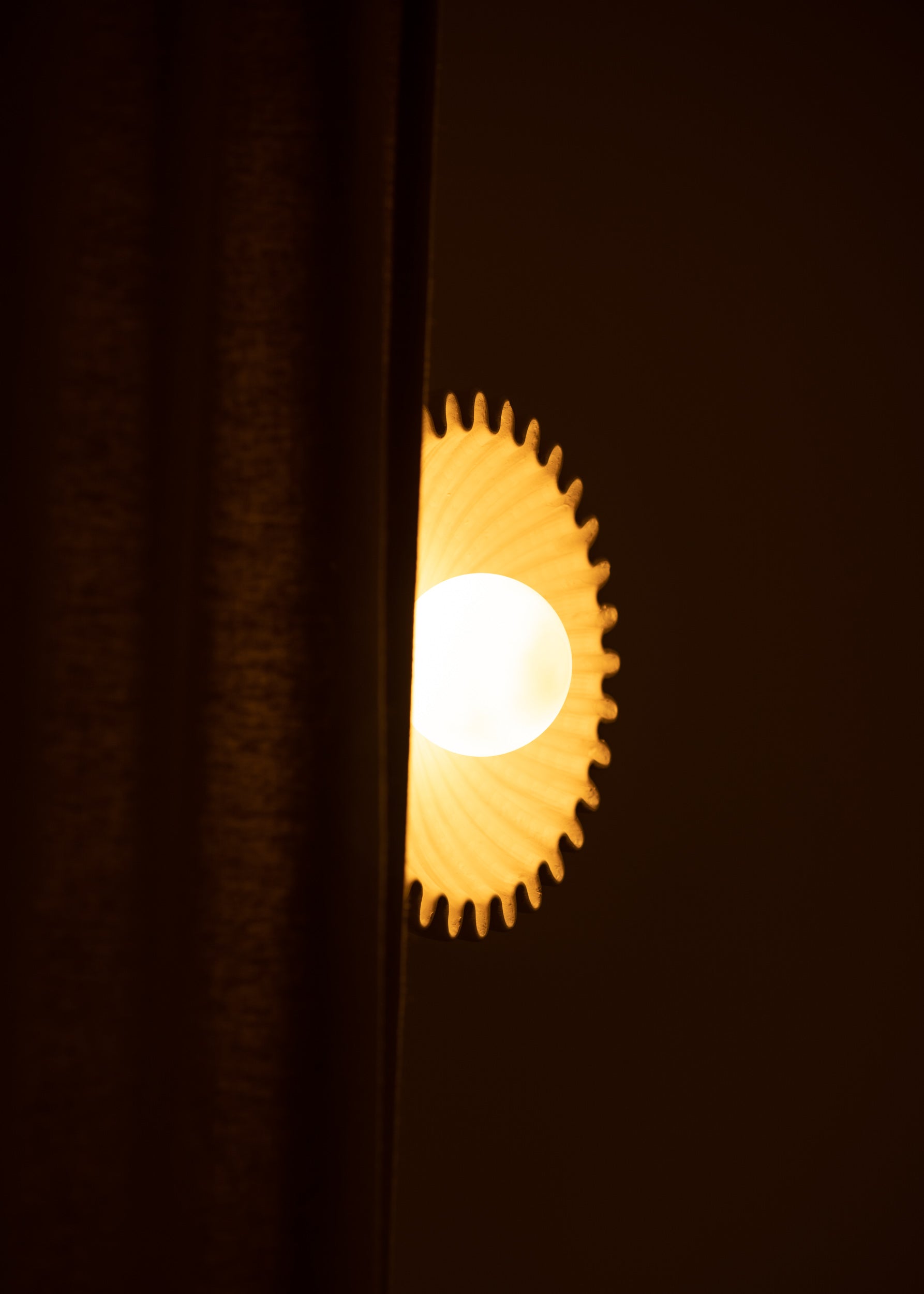 Ivvinen Wall Lamp
